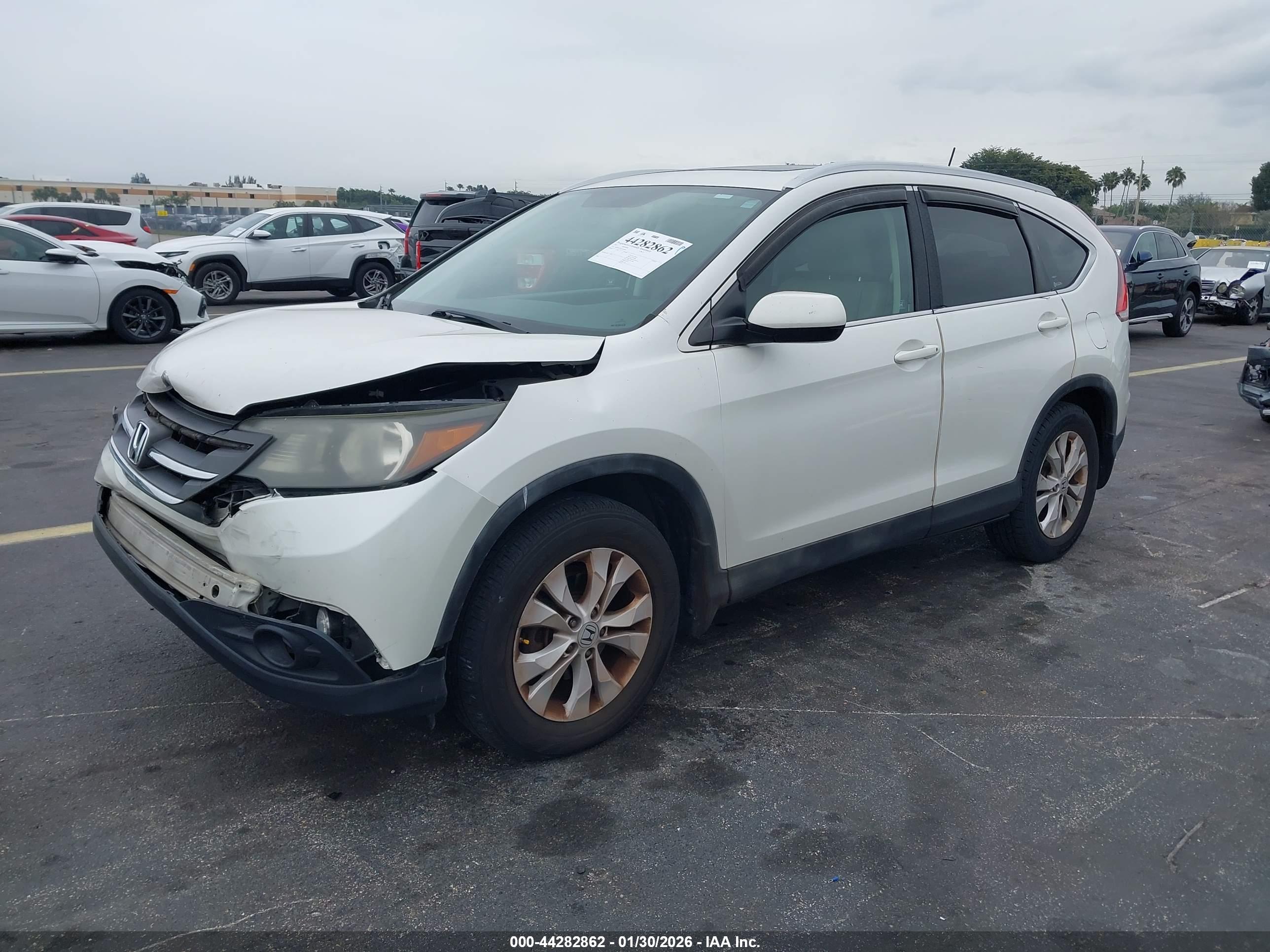 HONDA CR-V image 2