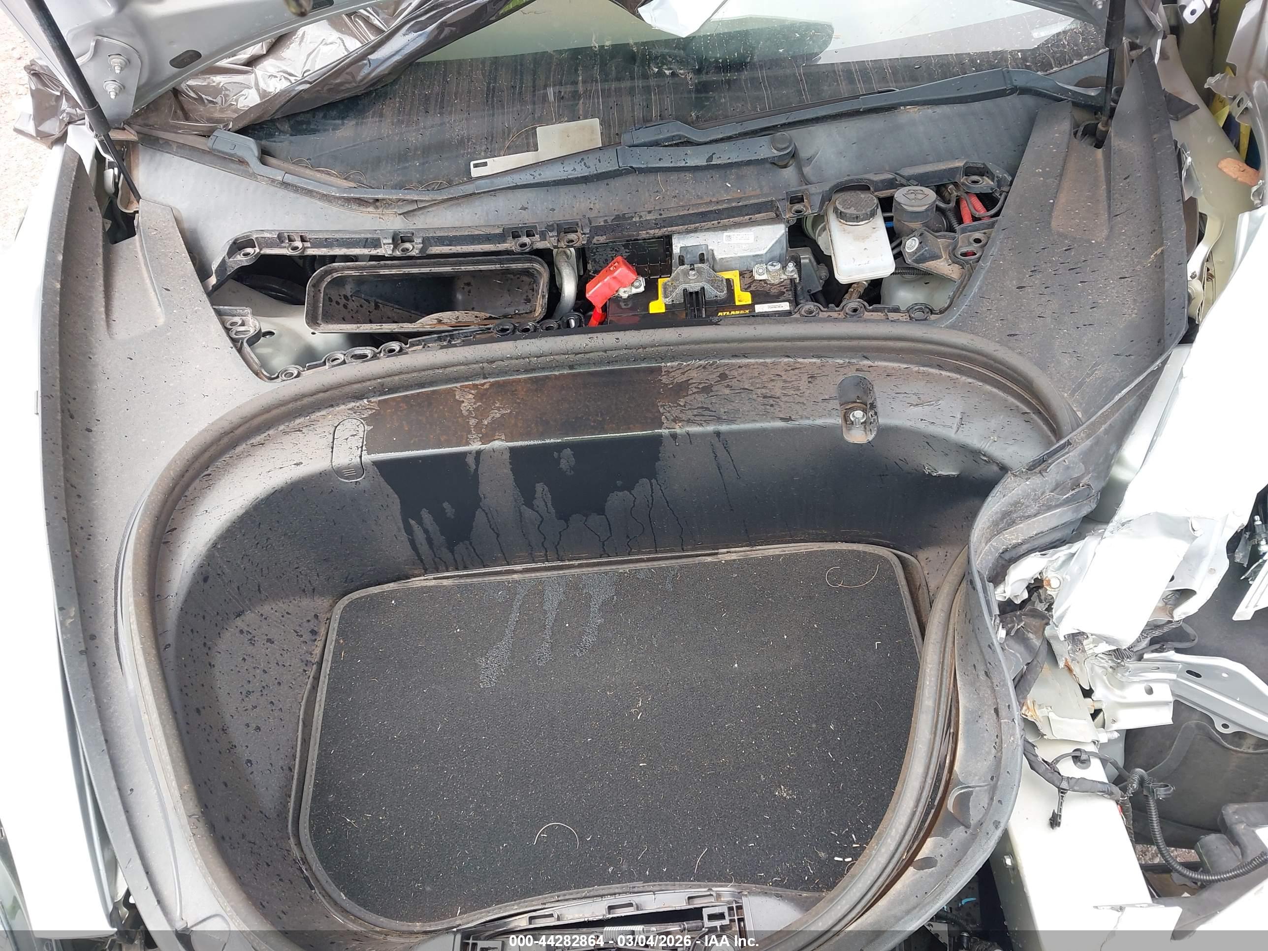 TESLA MODEL image 10