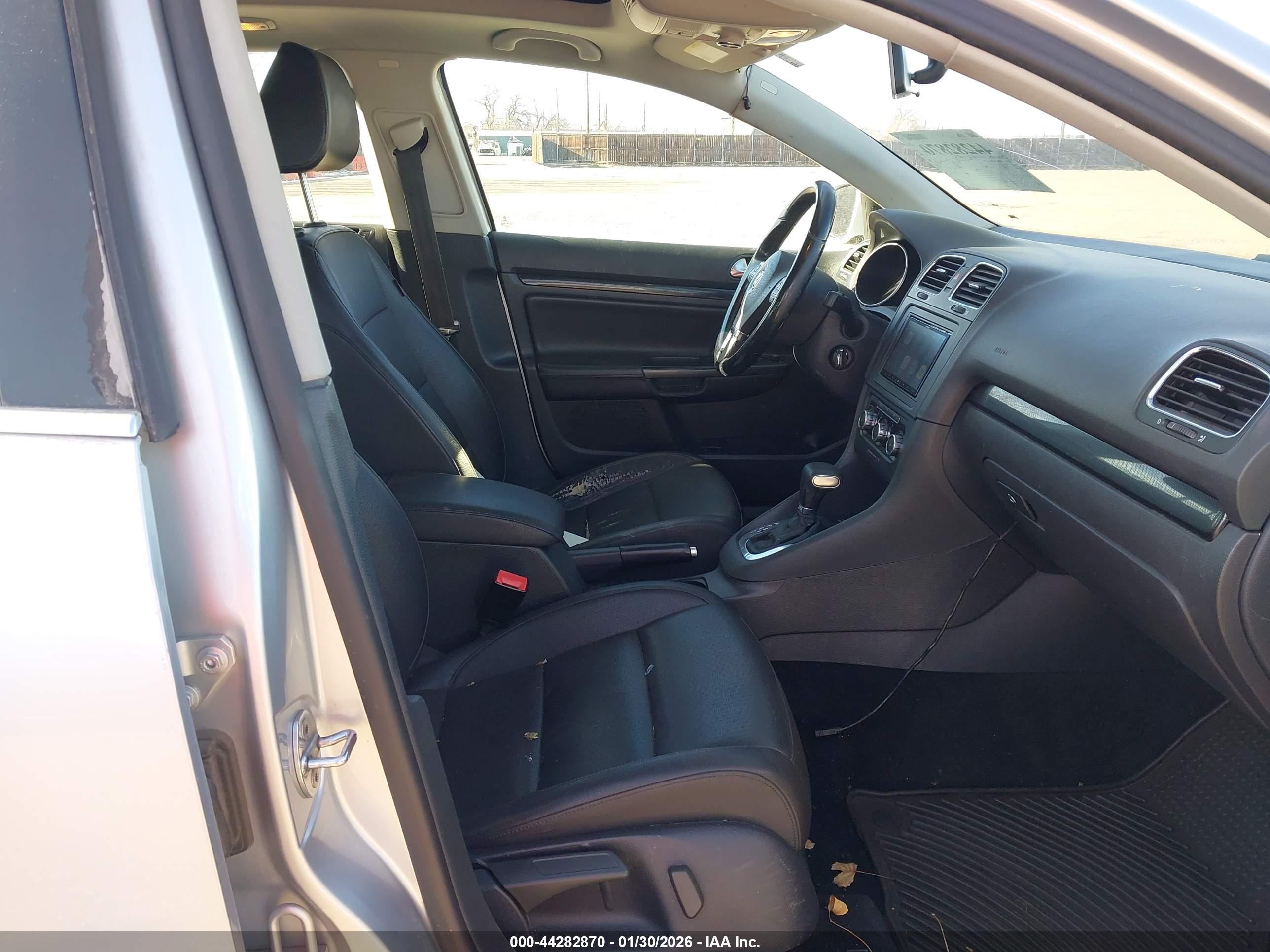 VOLKSWAGEN JETTA image 5