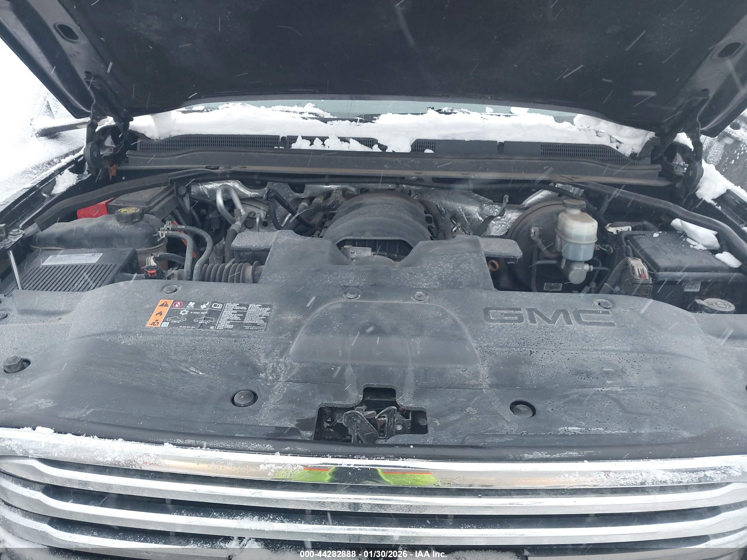 GMC YUKON image 10