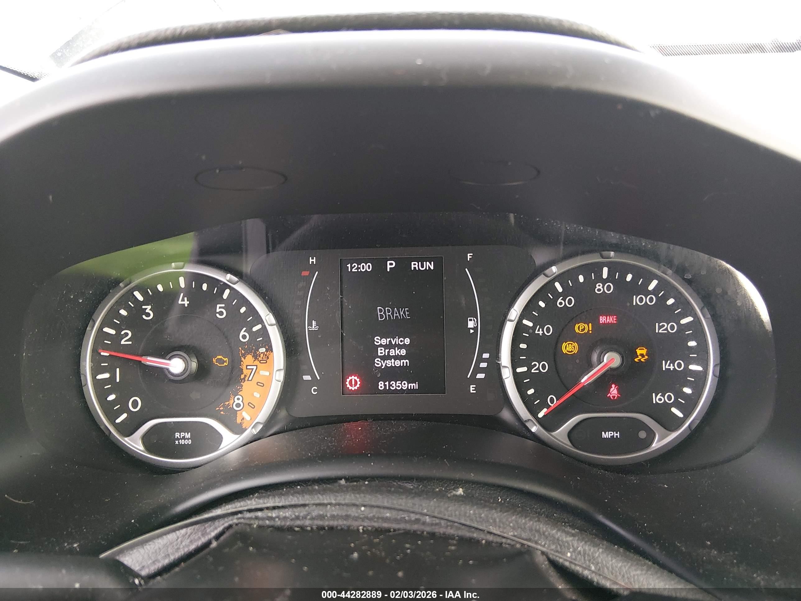 JEEP RENEGADE image 7