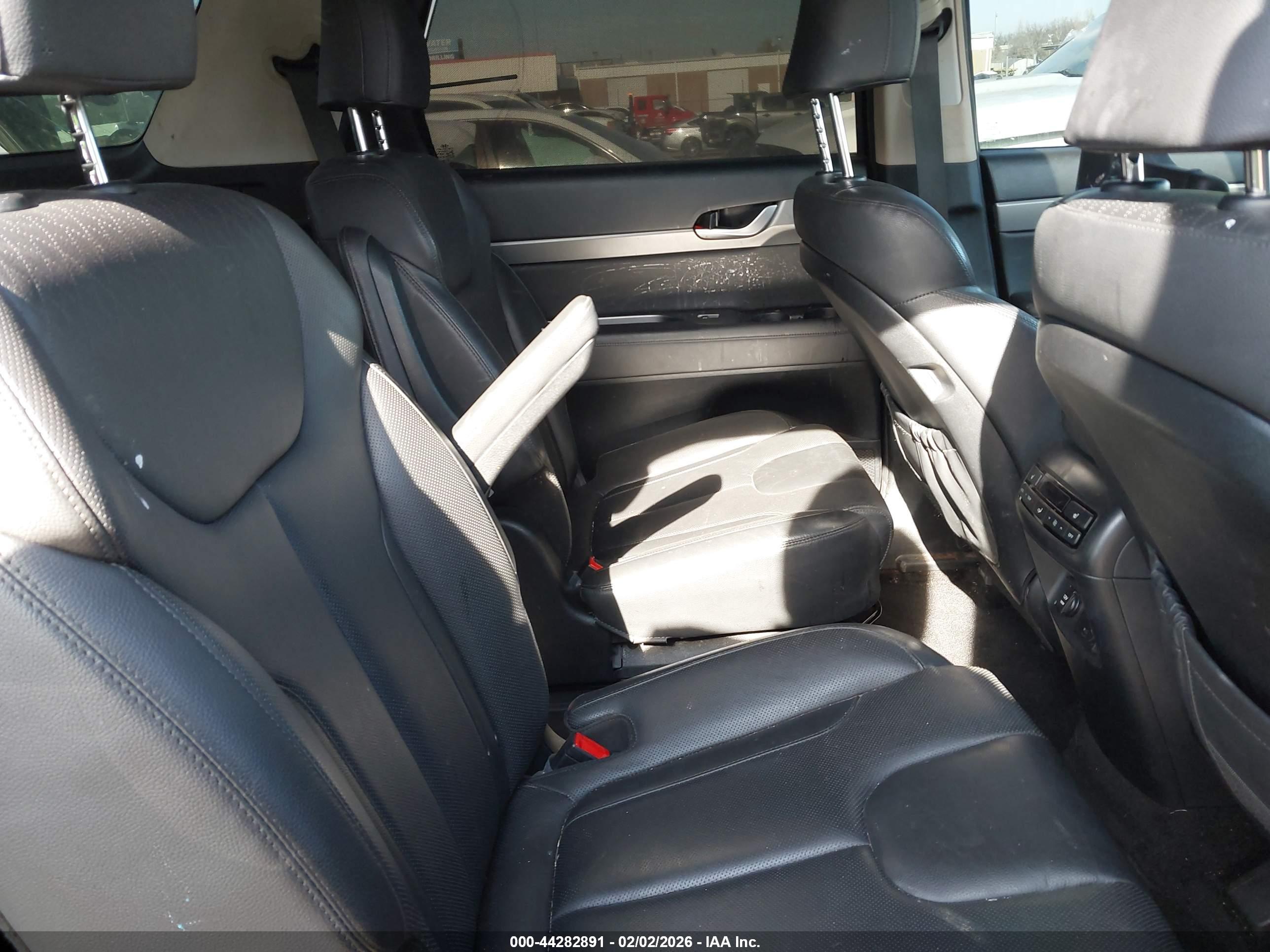 HYUNDAI PALISADE image 8
