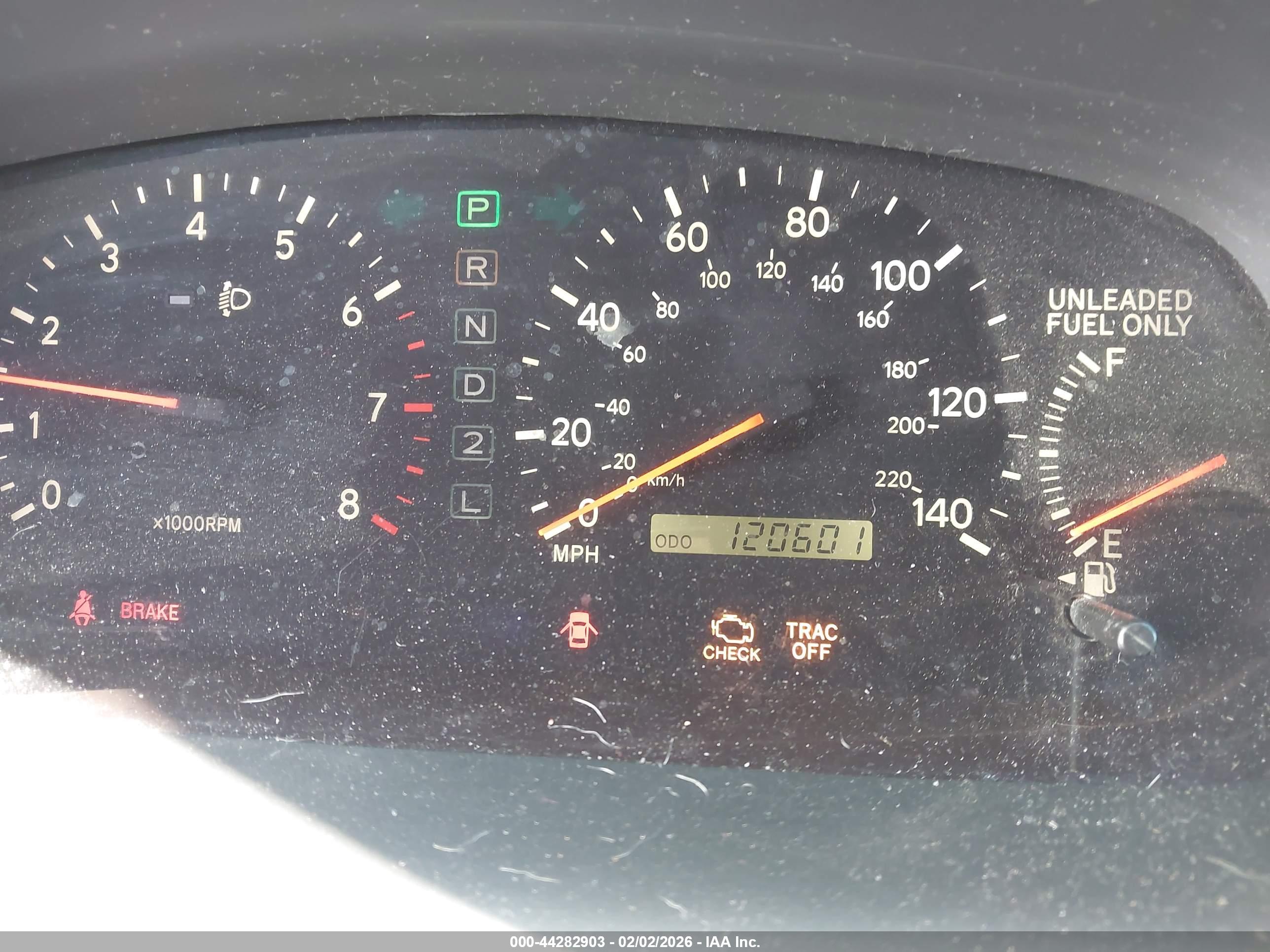 LEXUS ES image 7