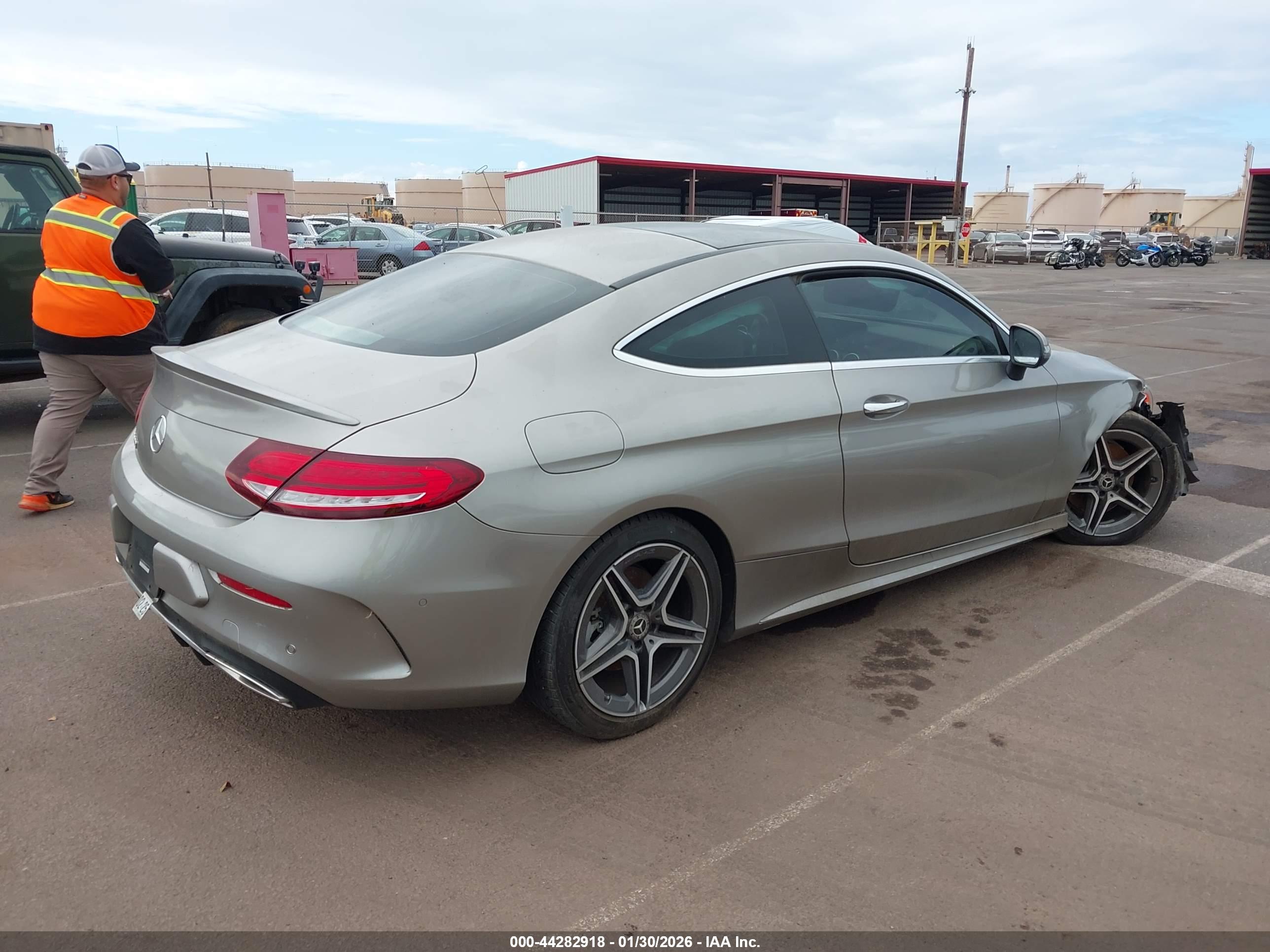 MERCEDES-BENZ C image 4