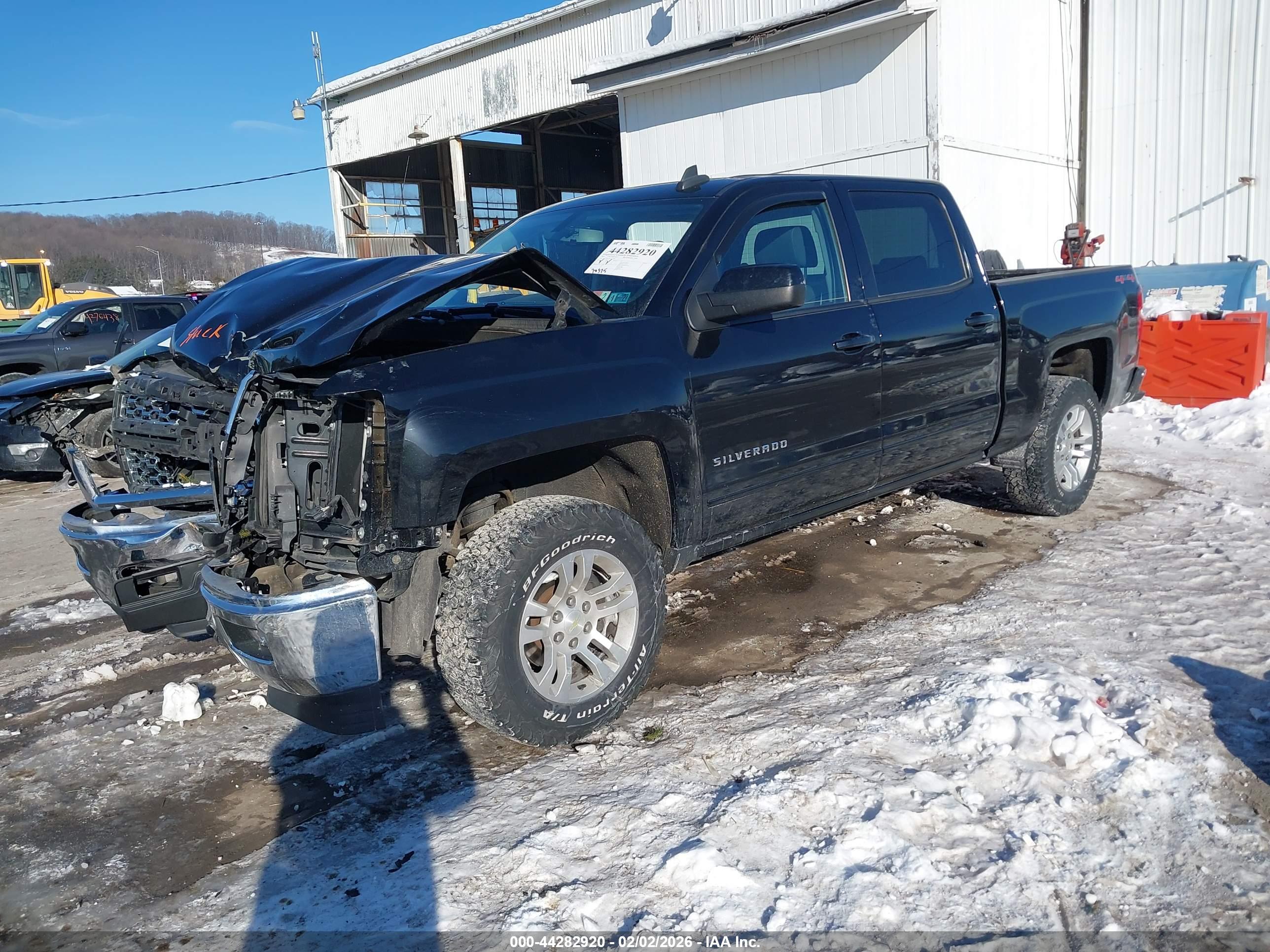 CHEVROLET SILVERADO image 2