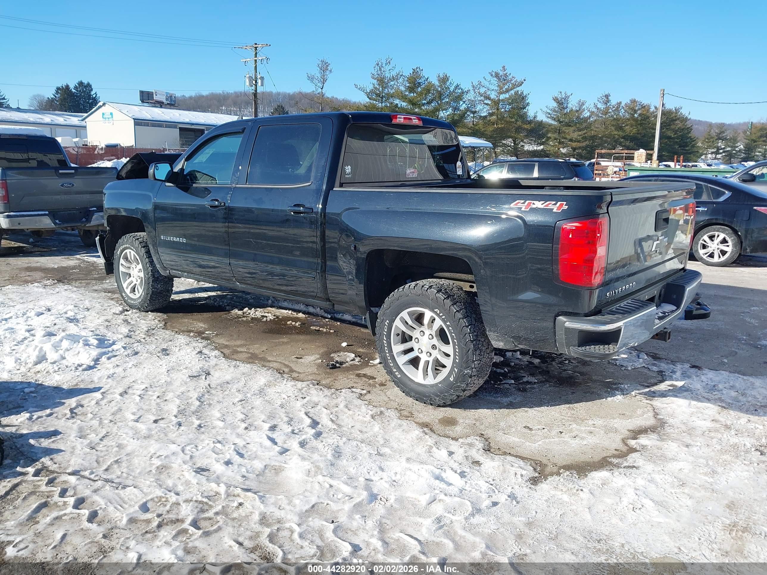 CHEVROLET SILVERADO image 3
