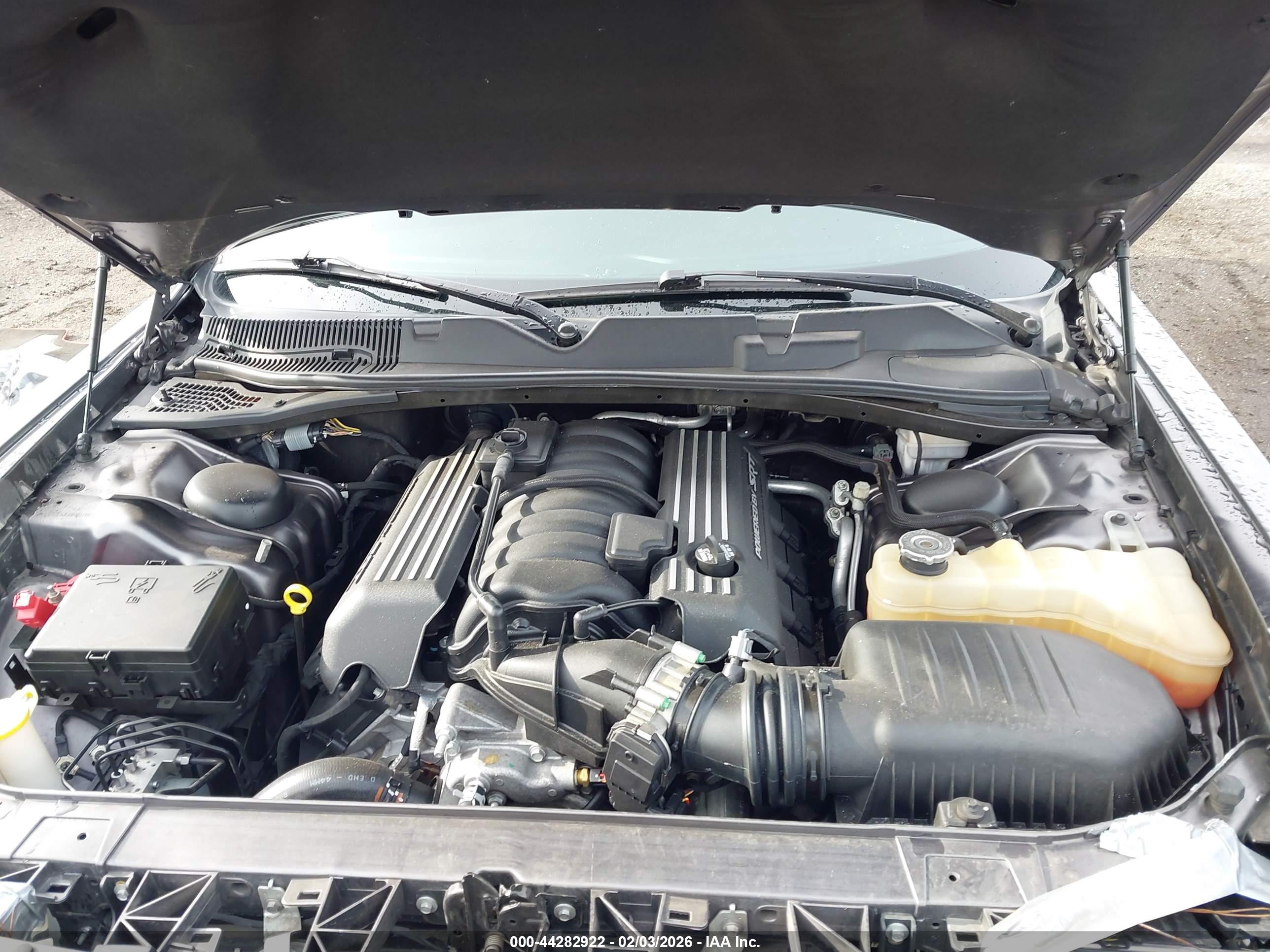 DODGE CHALLENGER image 10