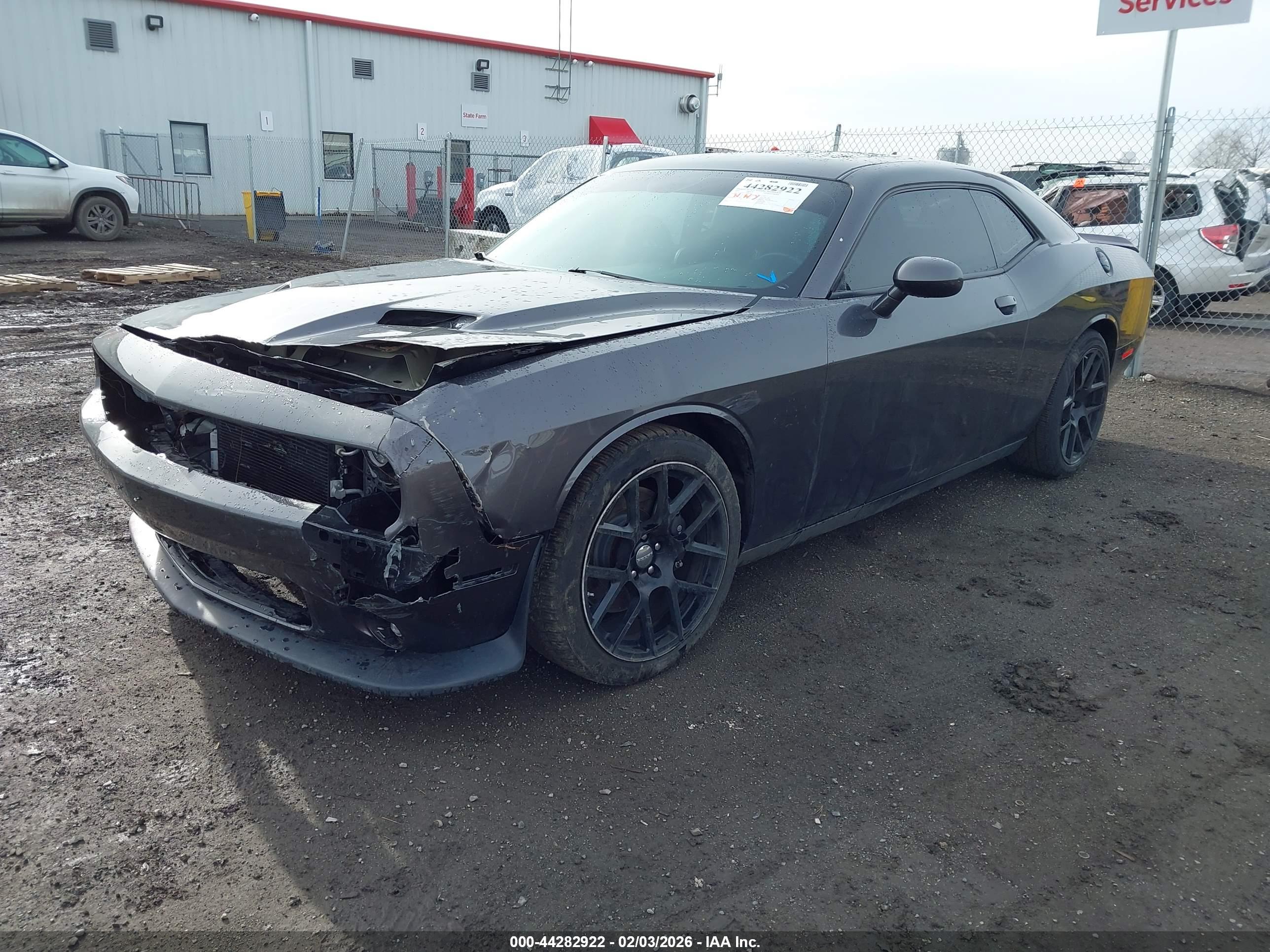 DODGE CHALLENGER image 2