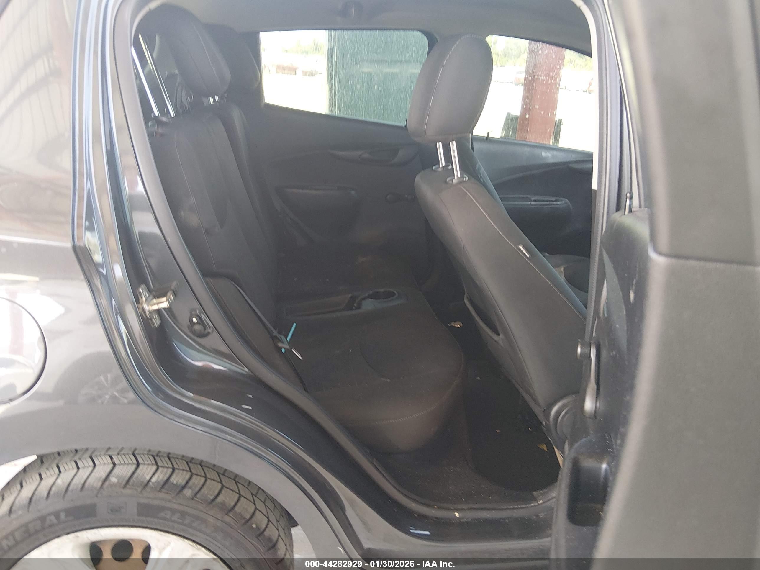 CHEVROLET SPARK image 8
