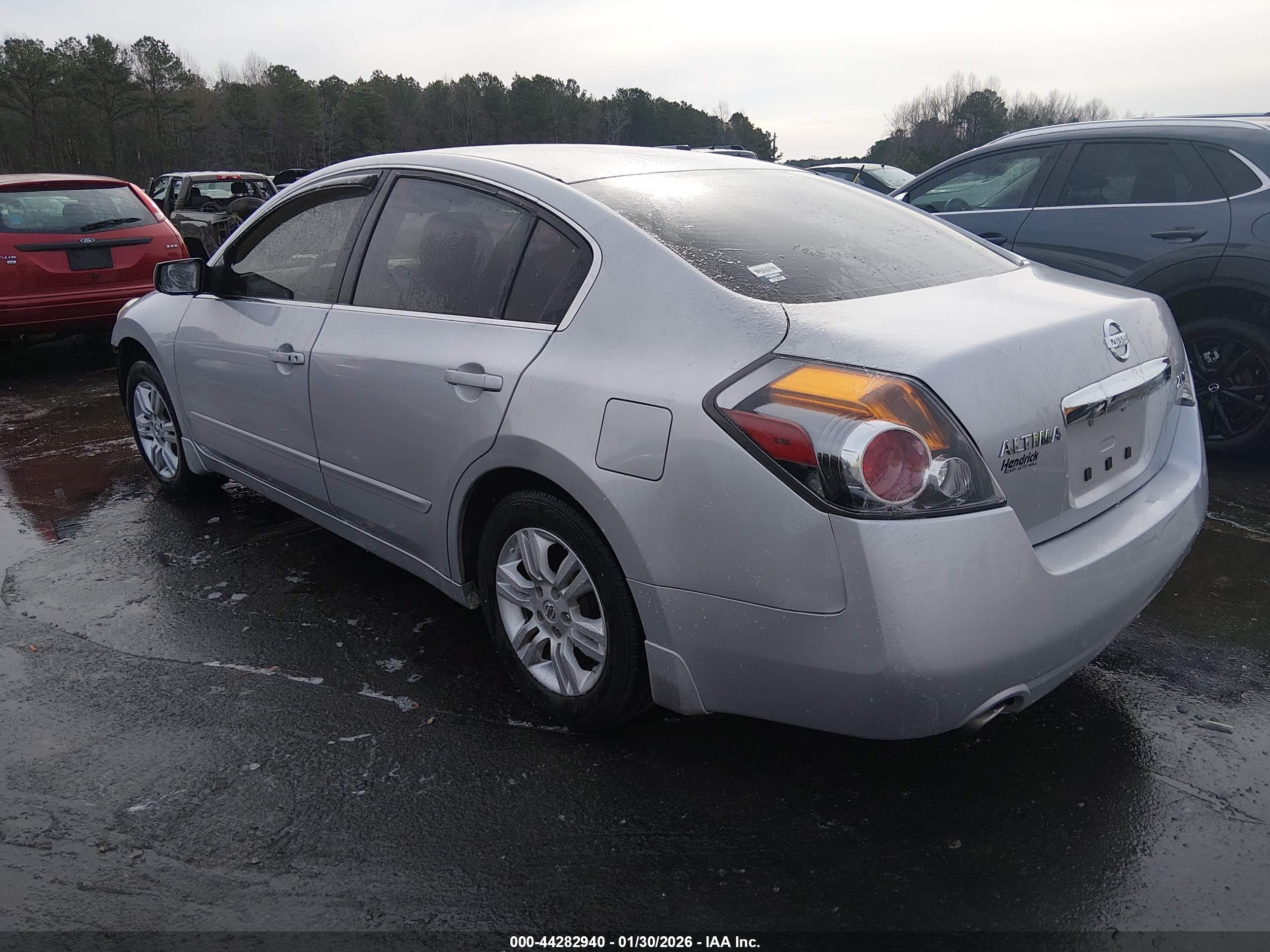 NISSAN ALTIMA image 3