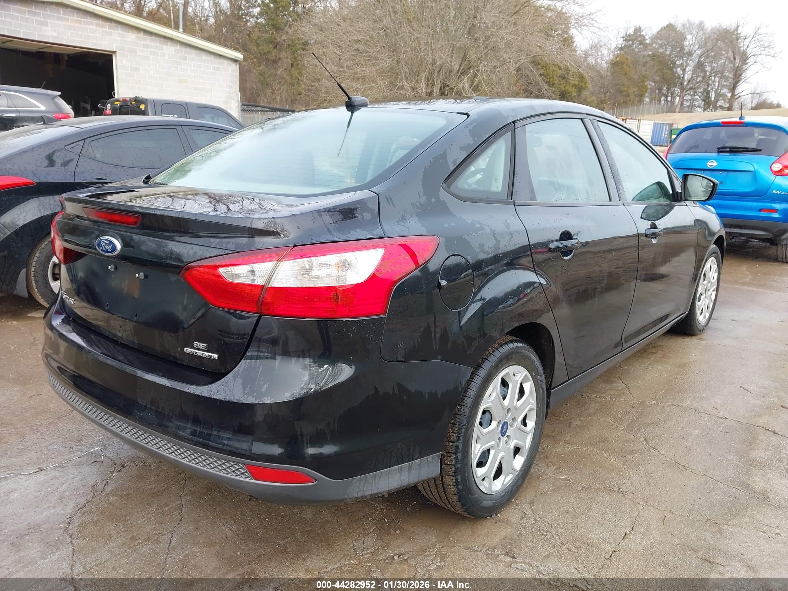 FORD FOCUS image 4