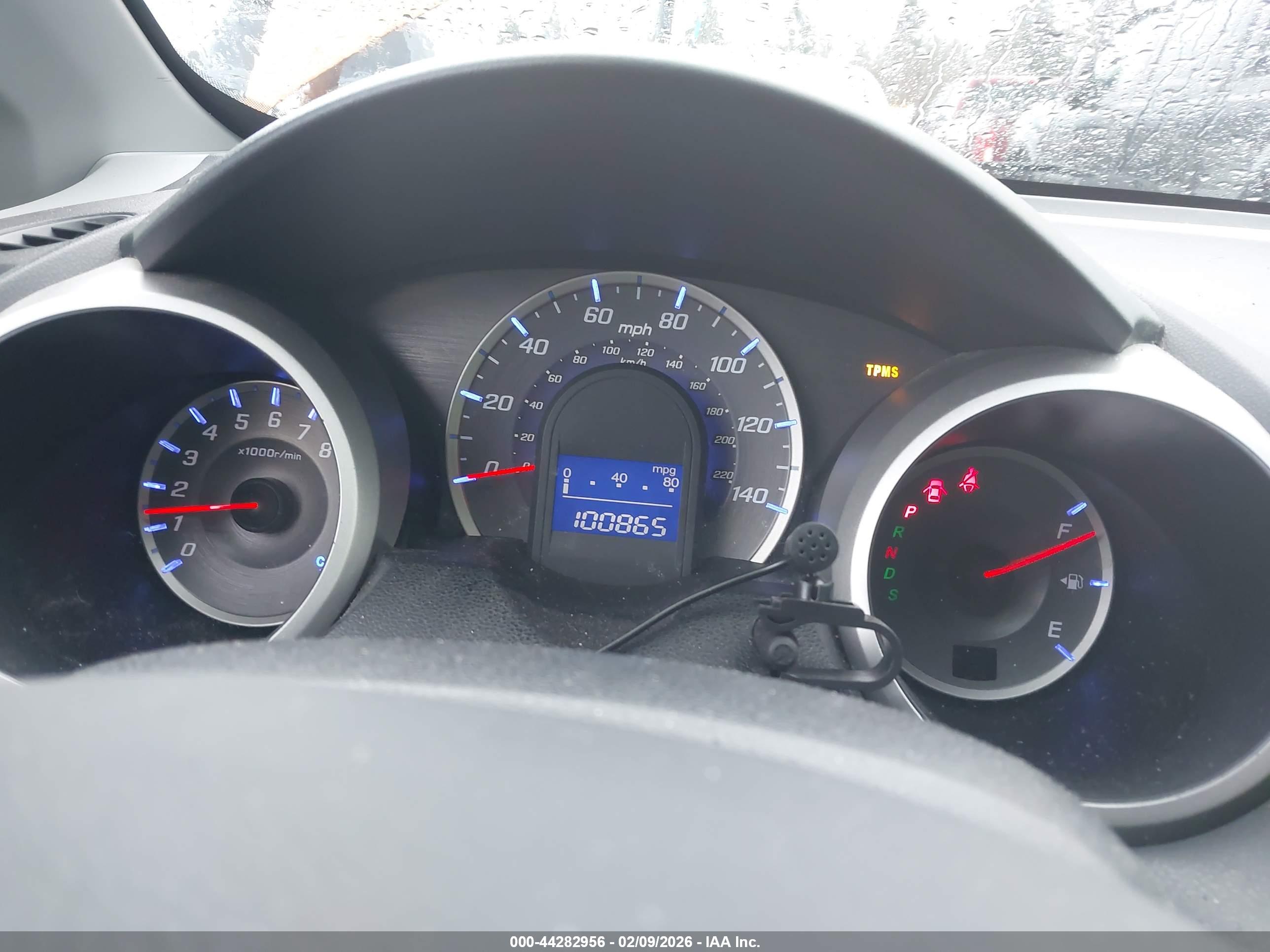 HONDA FIT image 7
