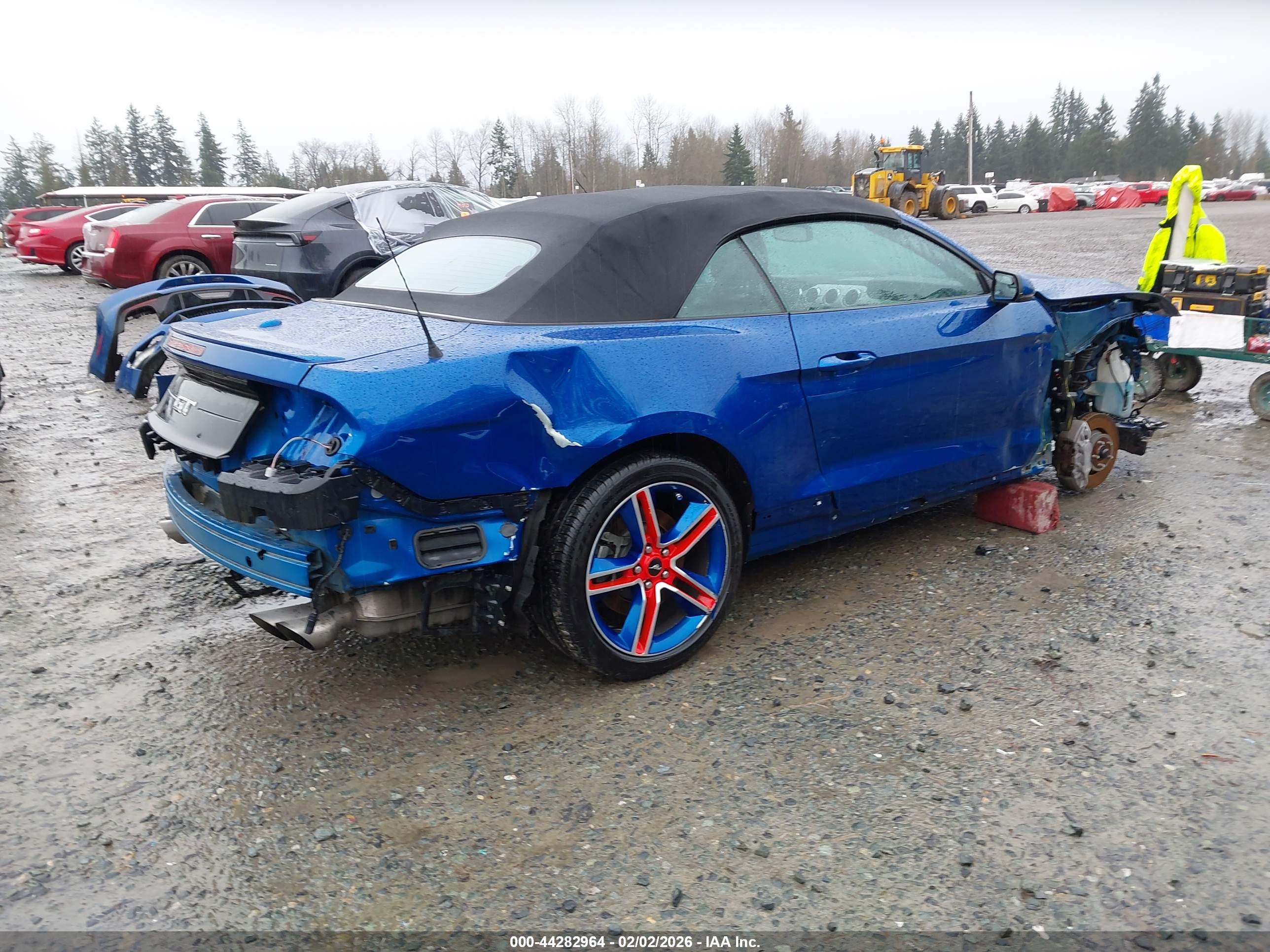 FORD MUSTANG image 4