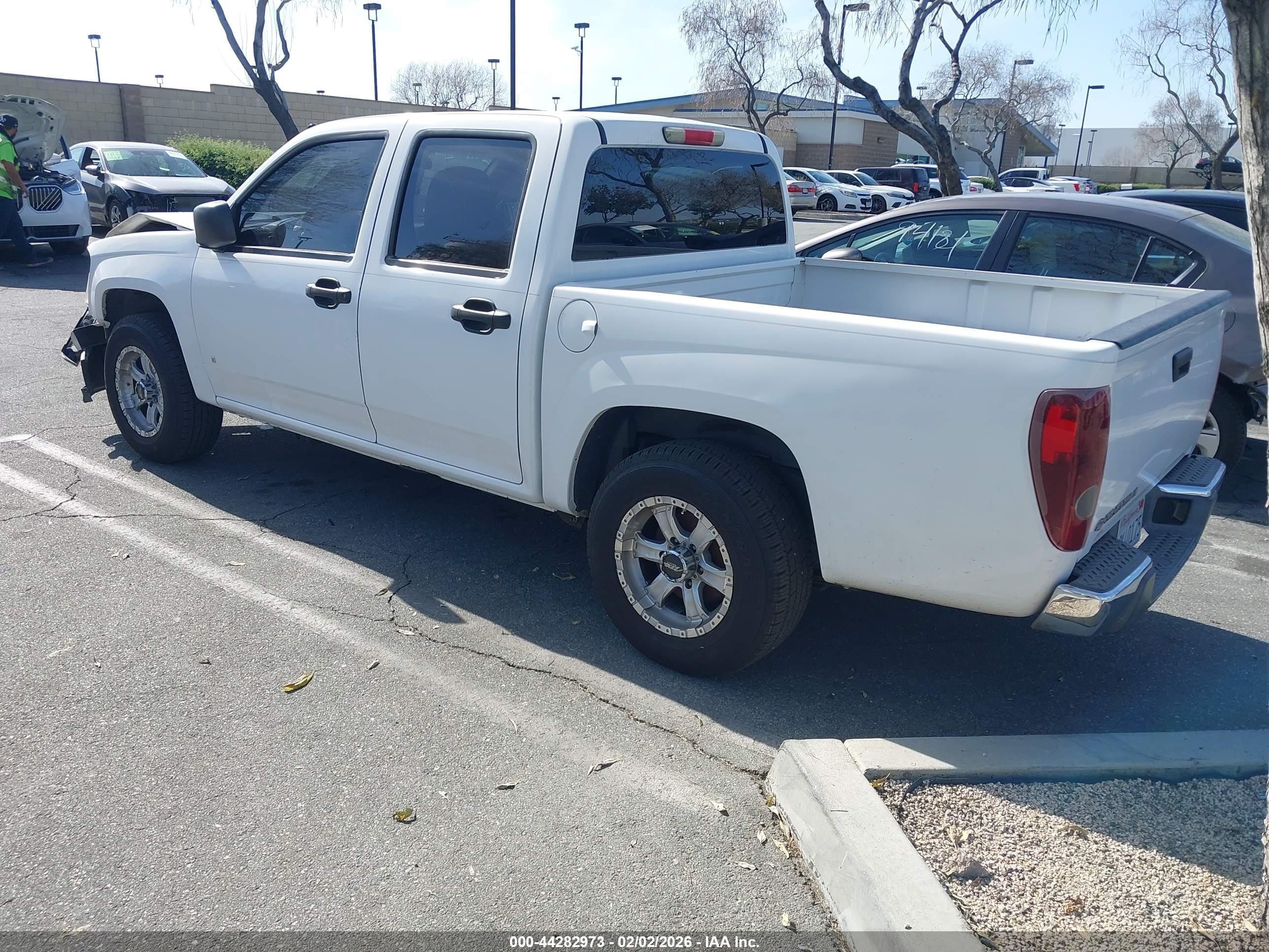 CHEVROLET COLORADO image 3