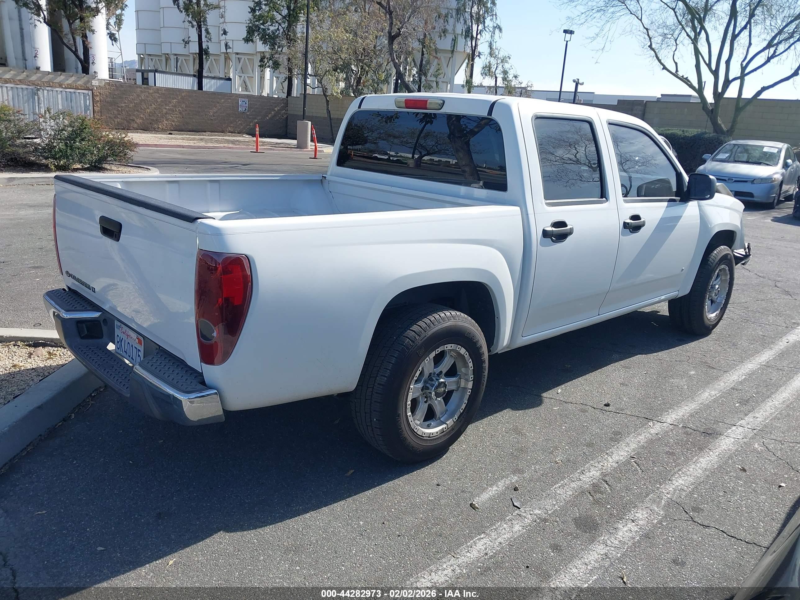 CHEVROLET COLORADO image 4
