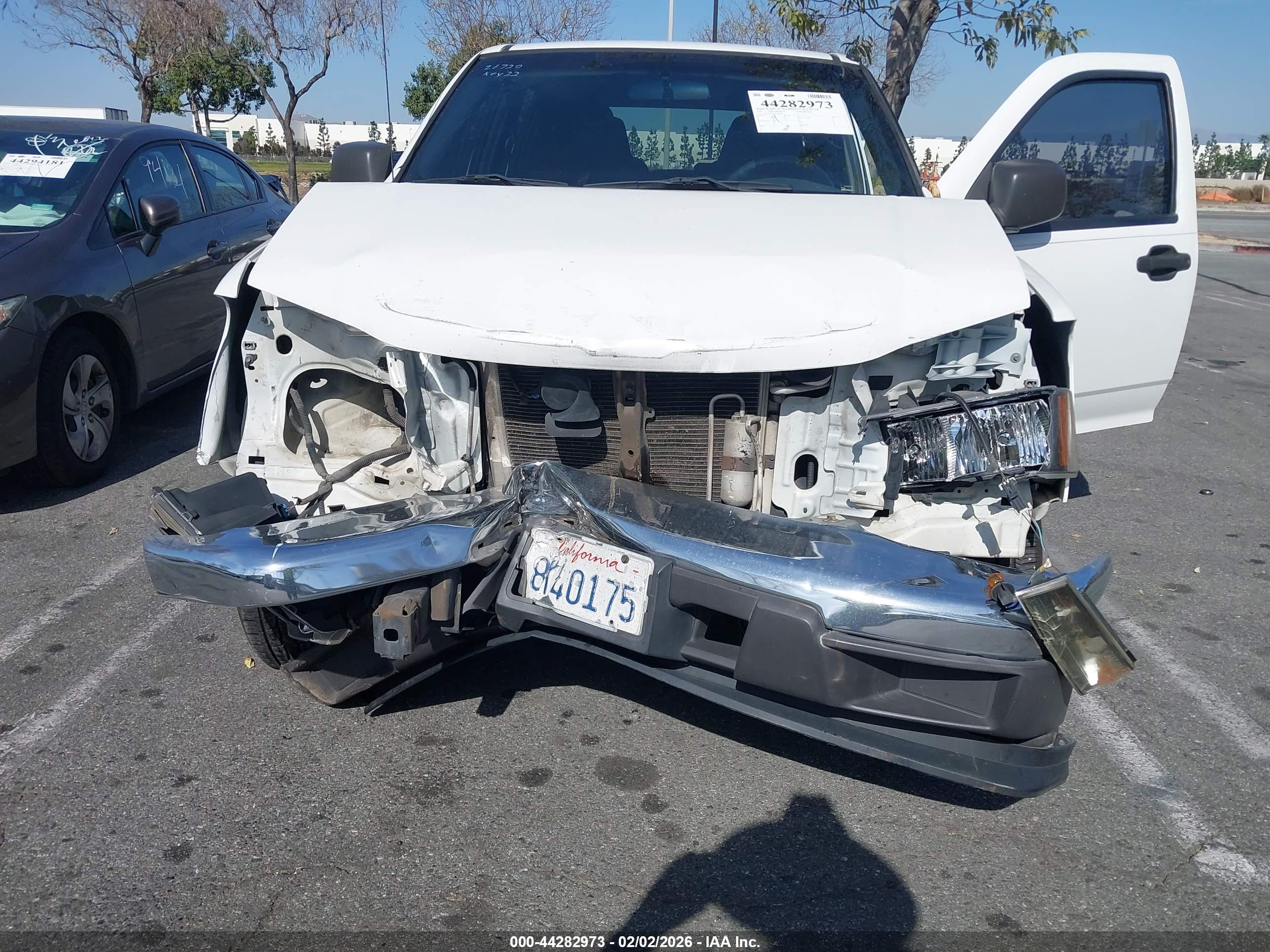 CHEVROLET COLORADO image 6