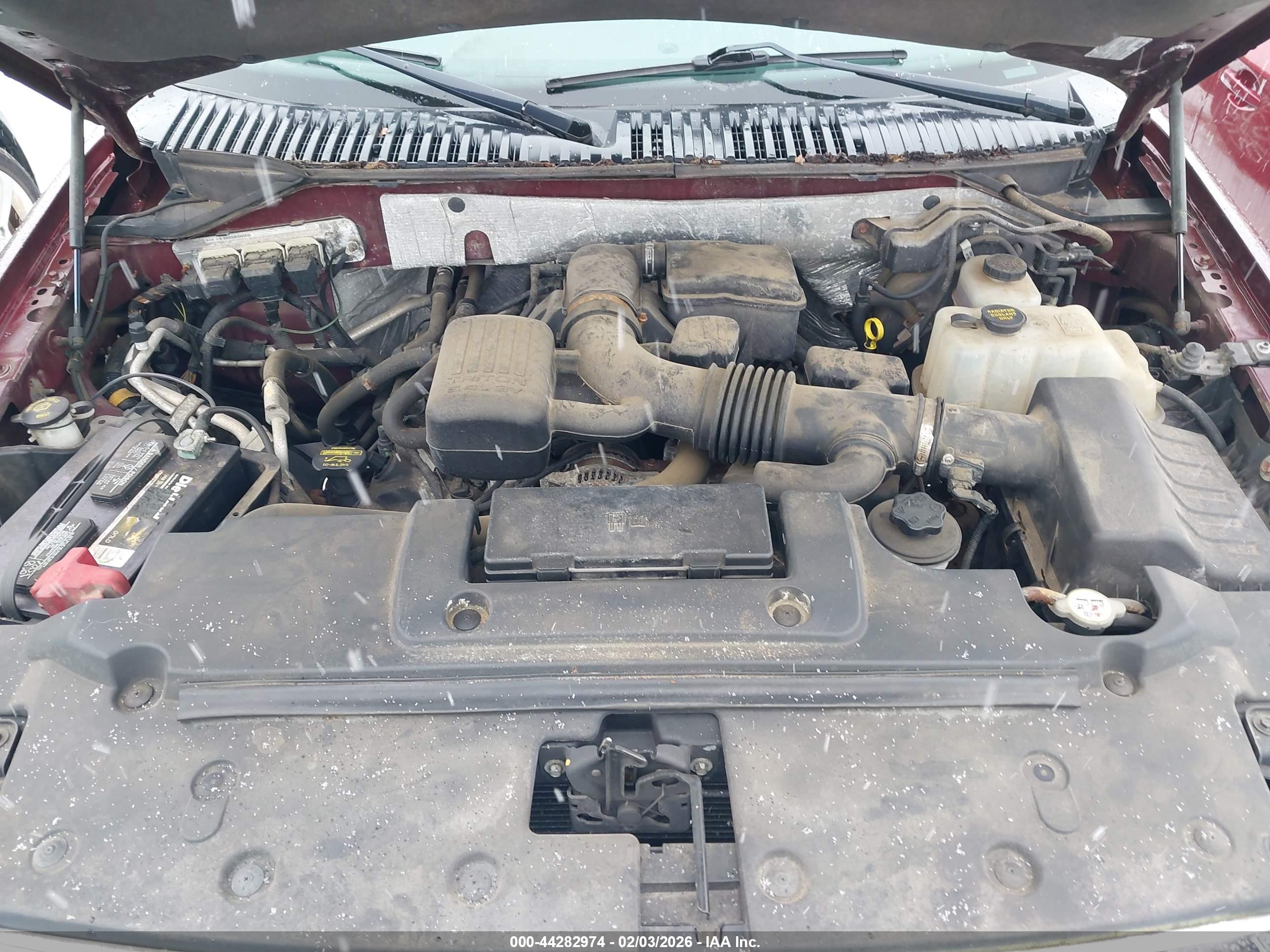 FORD EXPEDITION image 10