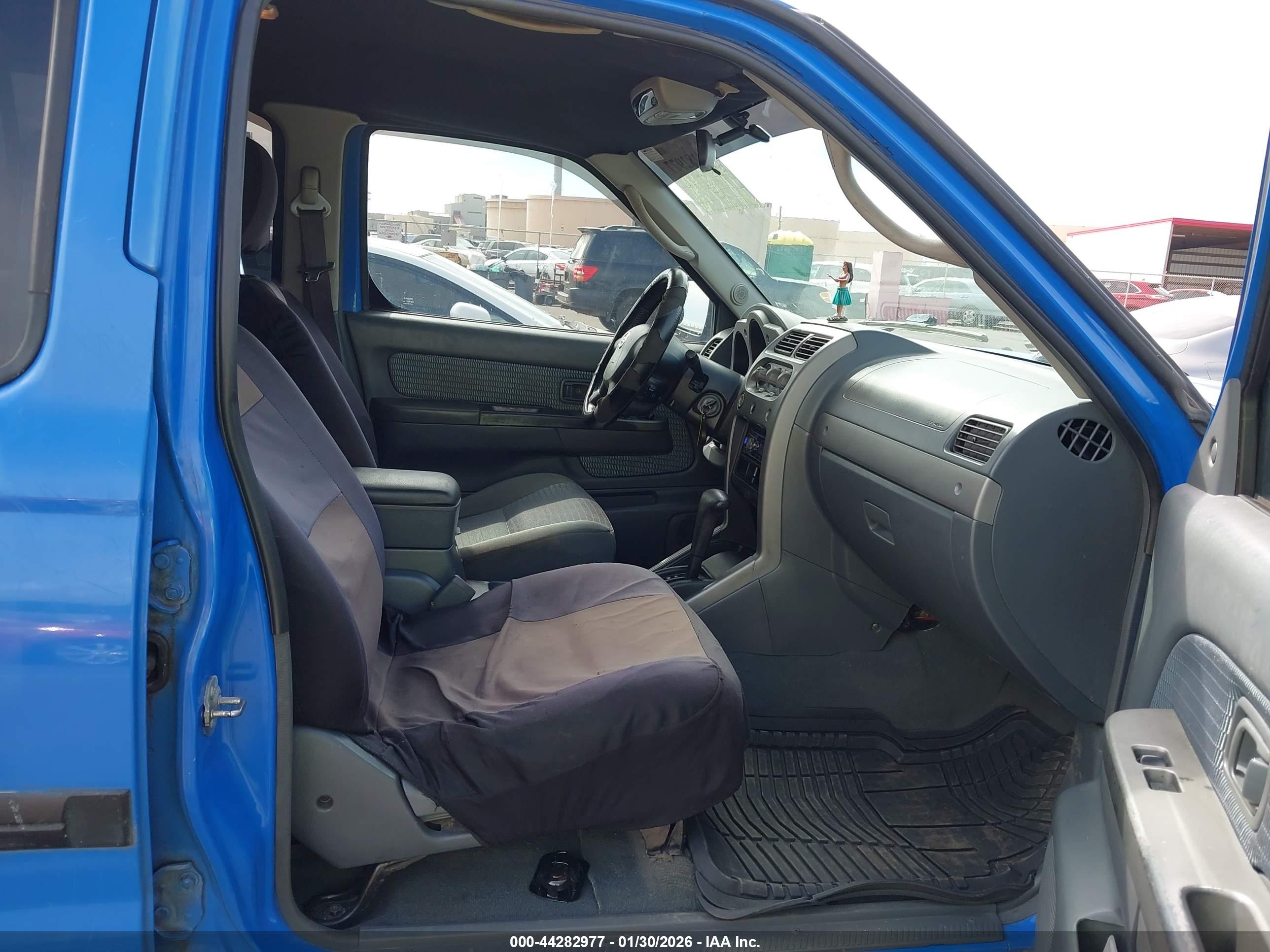 NISSAN XTERRA image 5