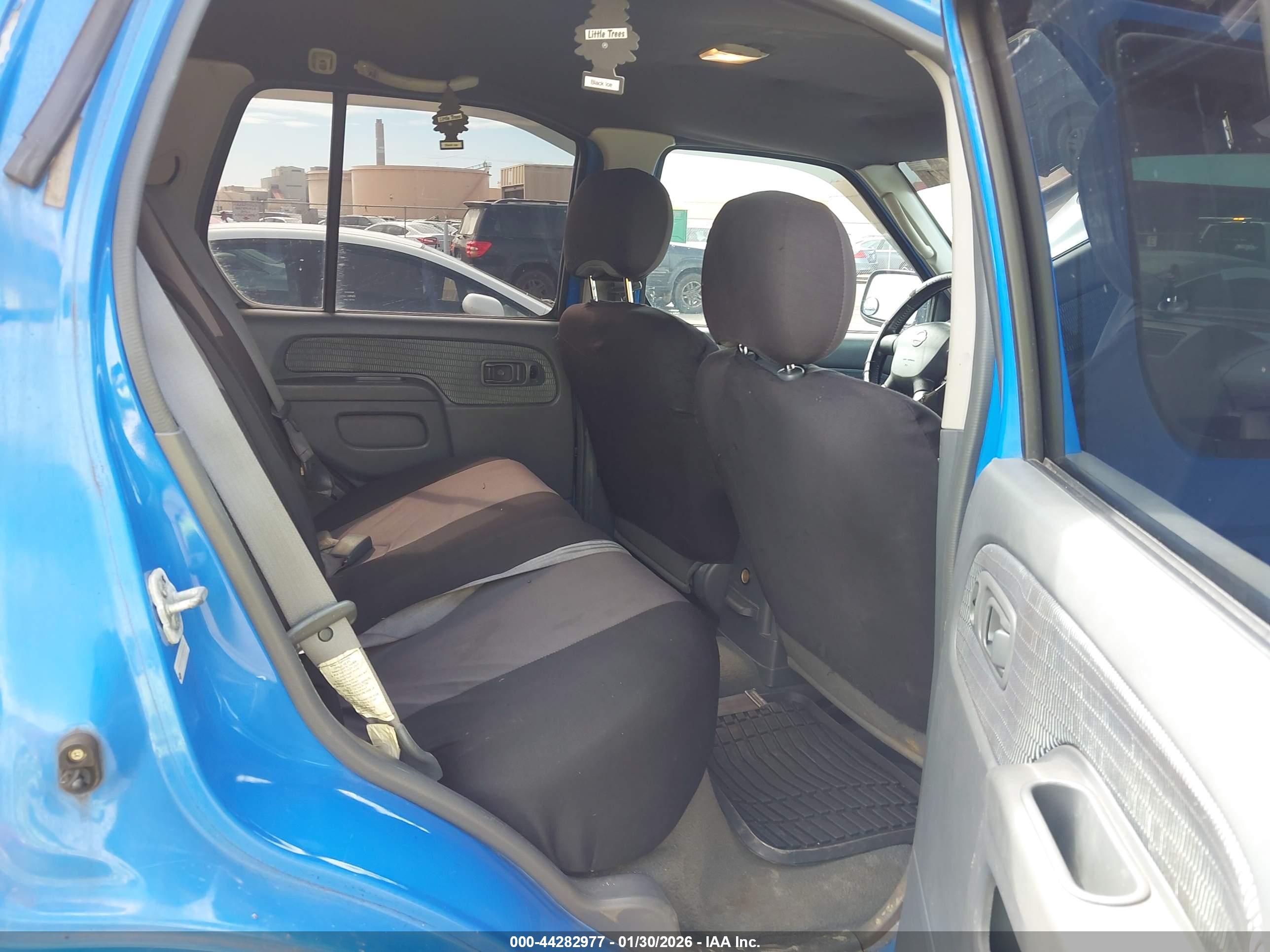 NISSAN XTERRA image 8