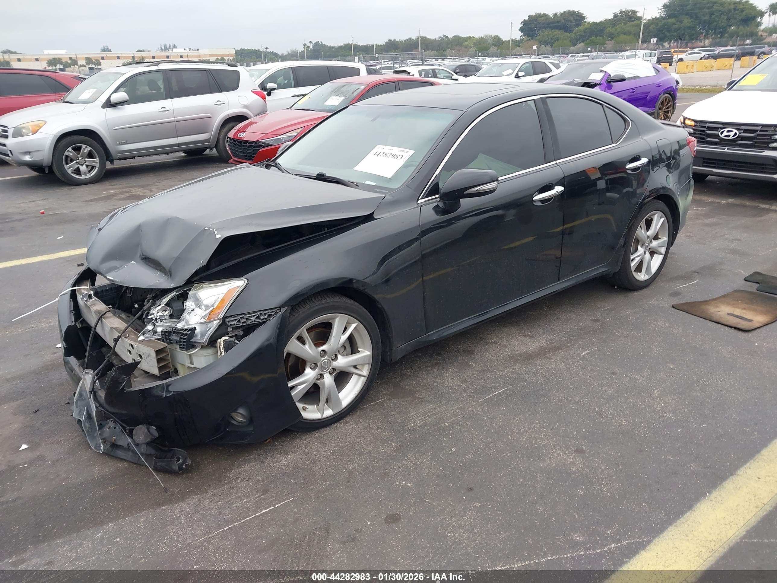 LEXUS IS image 2