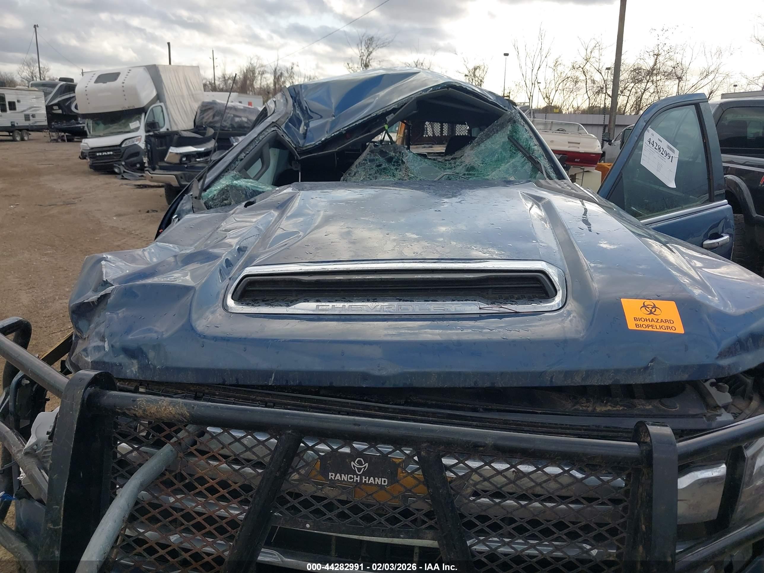 CHEVROLET SILVERADO image 10