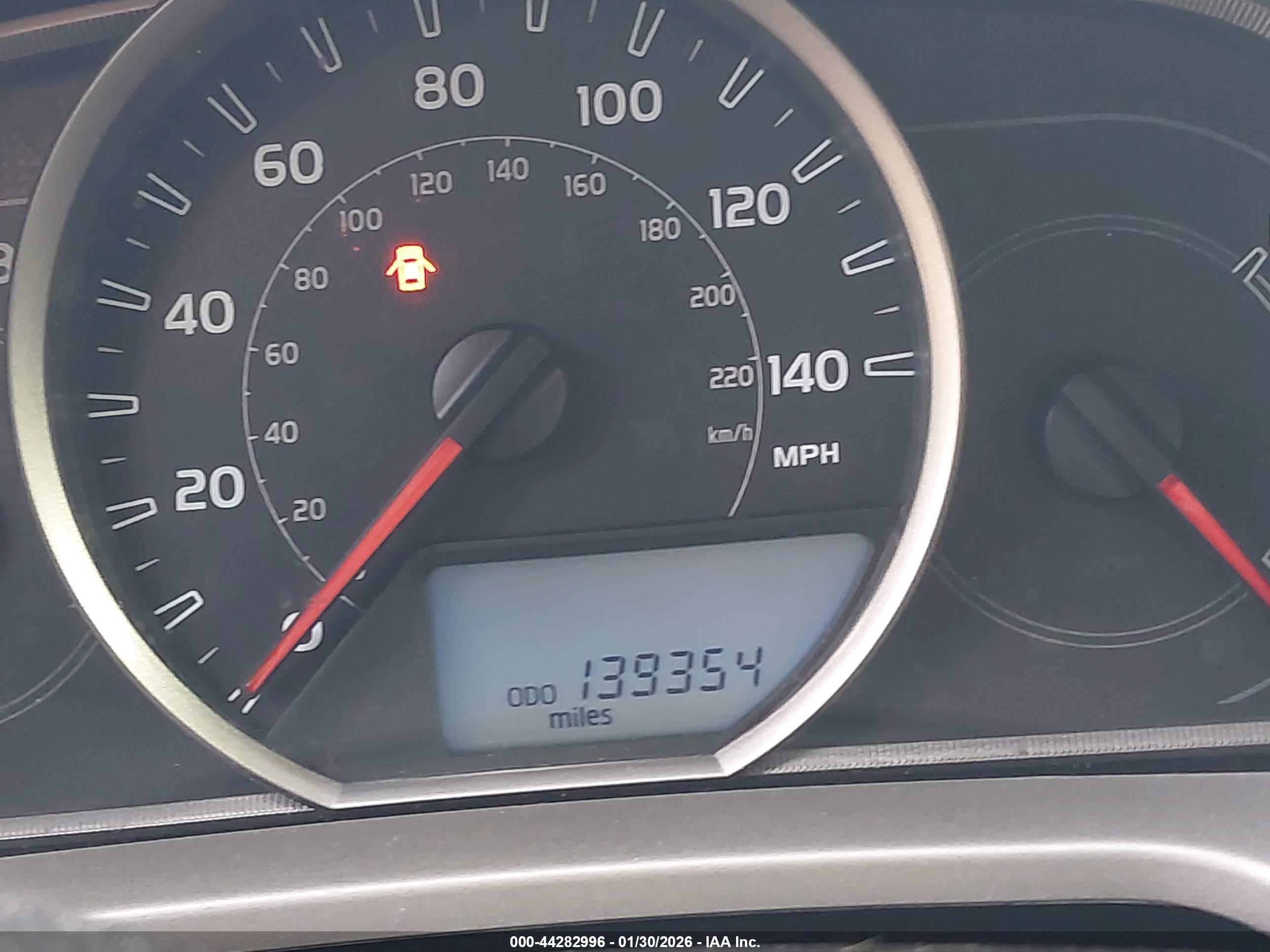 TOYOTA RAV4 image 7