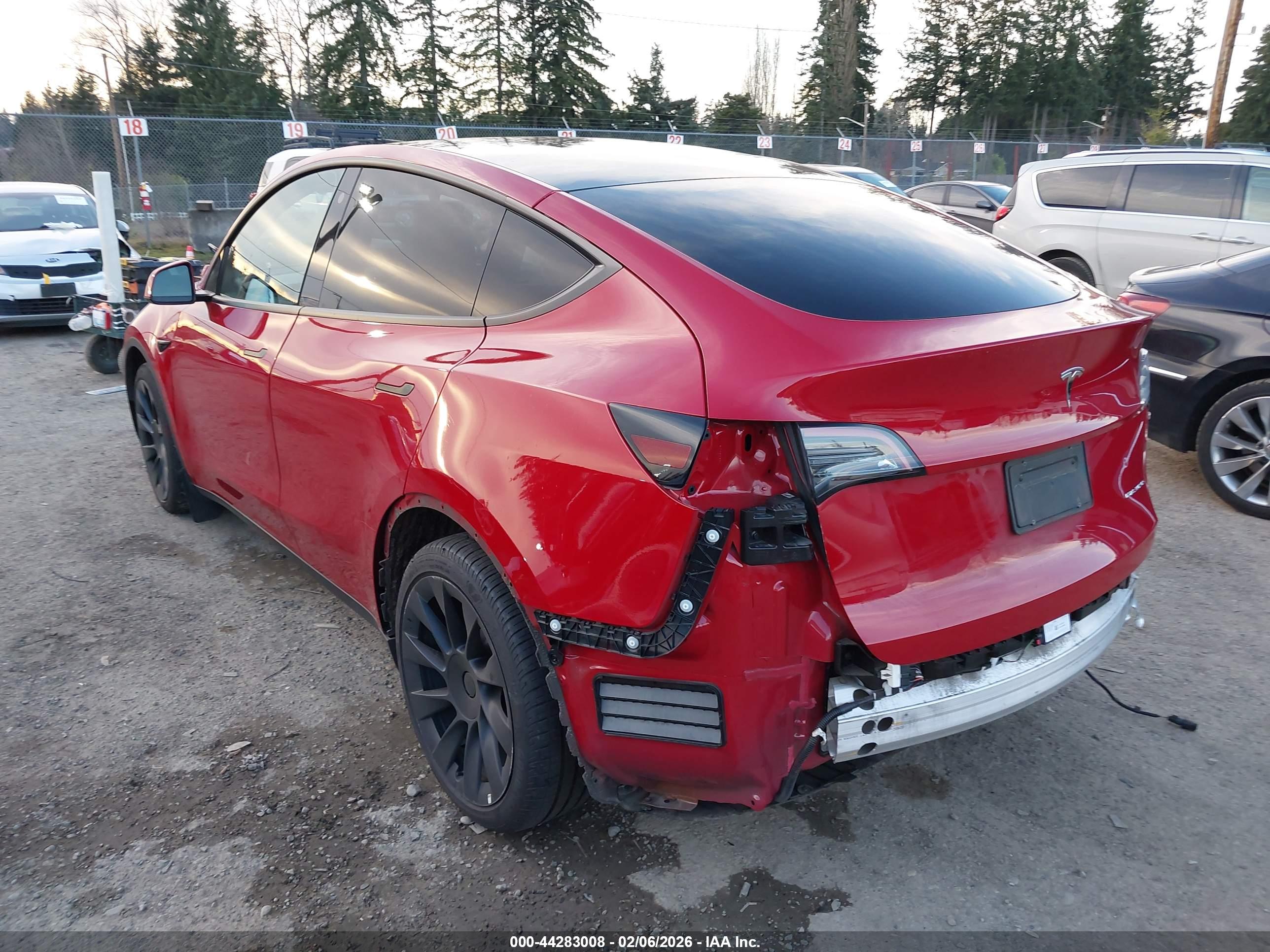 TESLA MODEL image 3