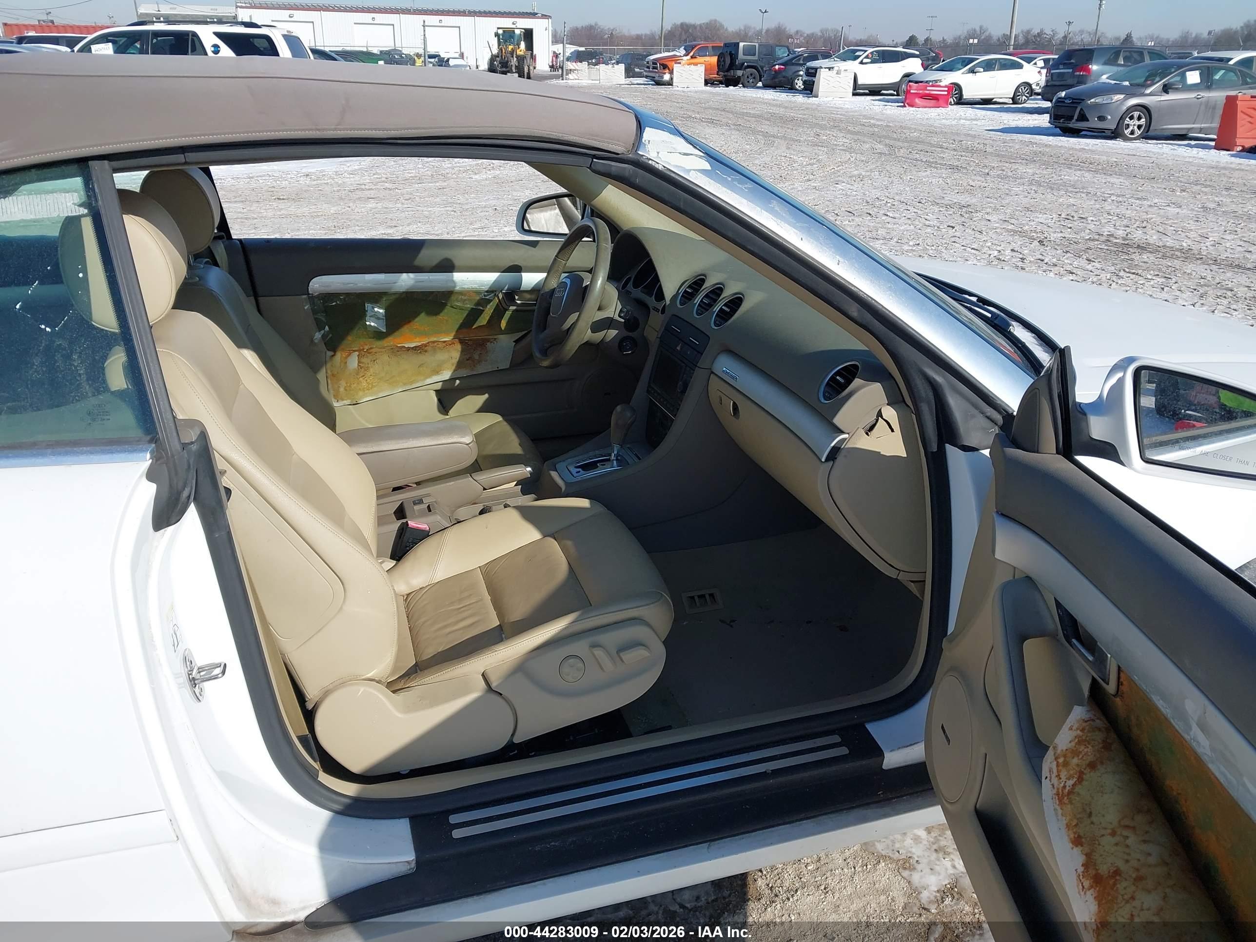 AUDI A4 image 5