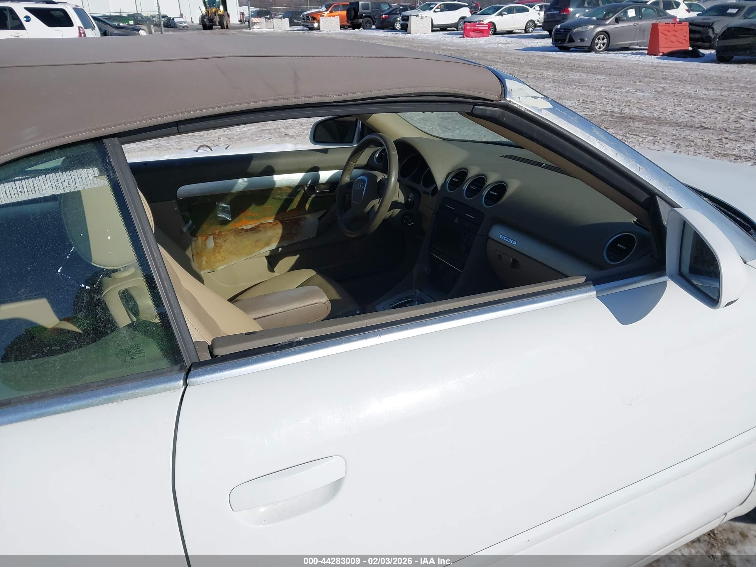 AUDI A4 image 6