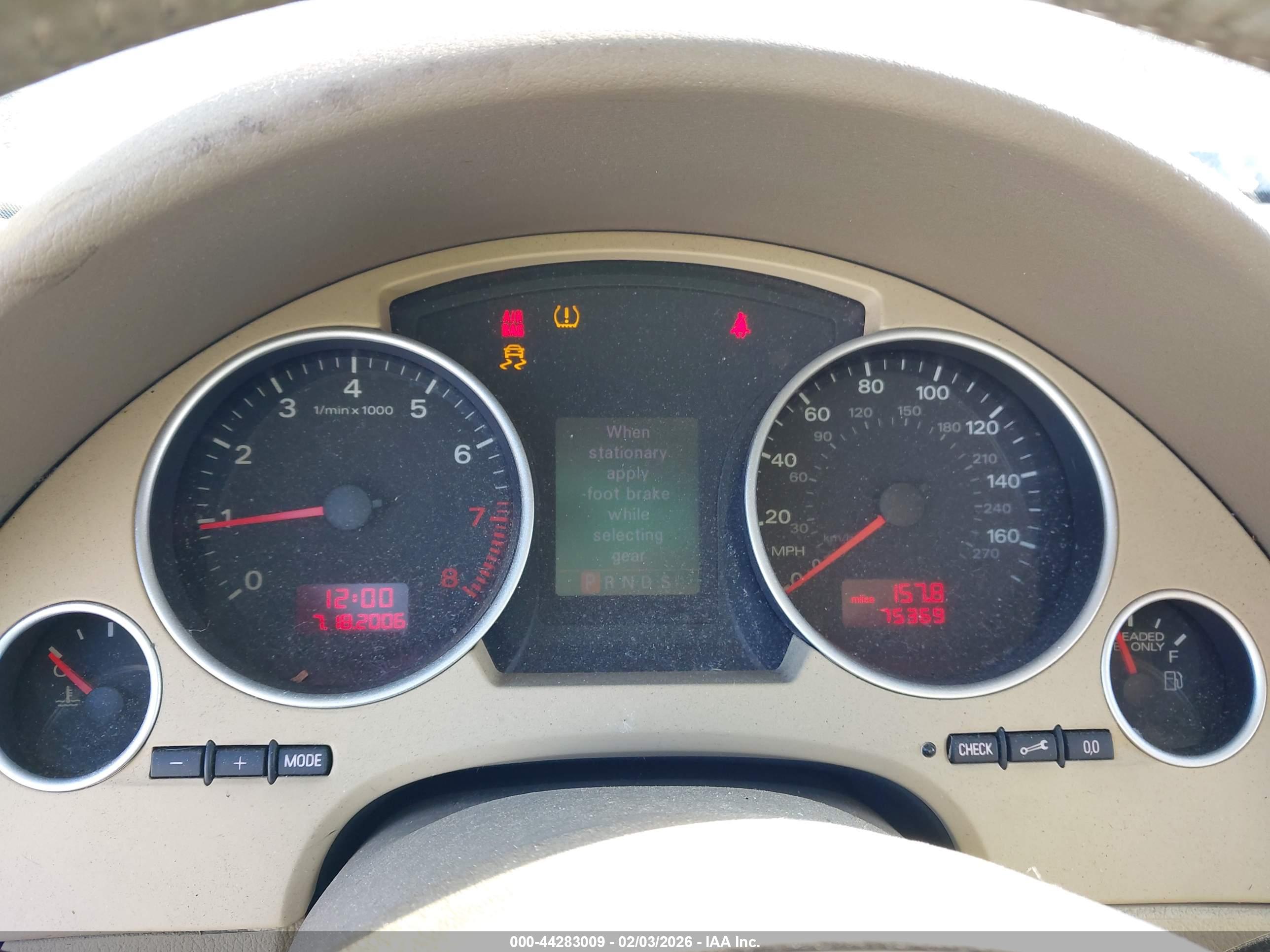 AUDI A4 image 7