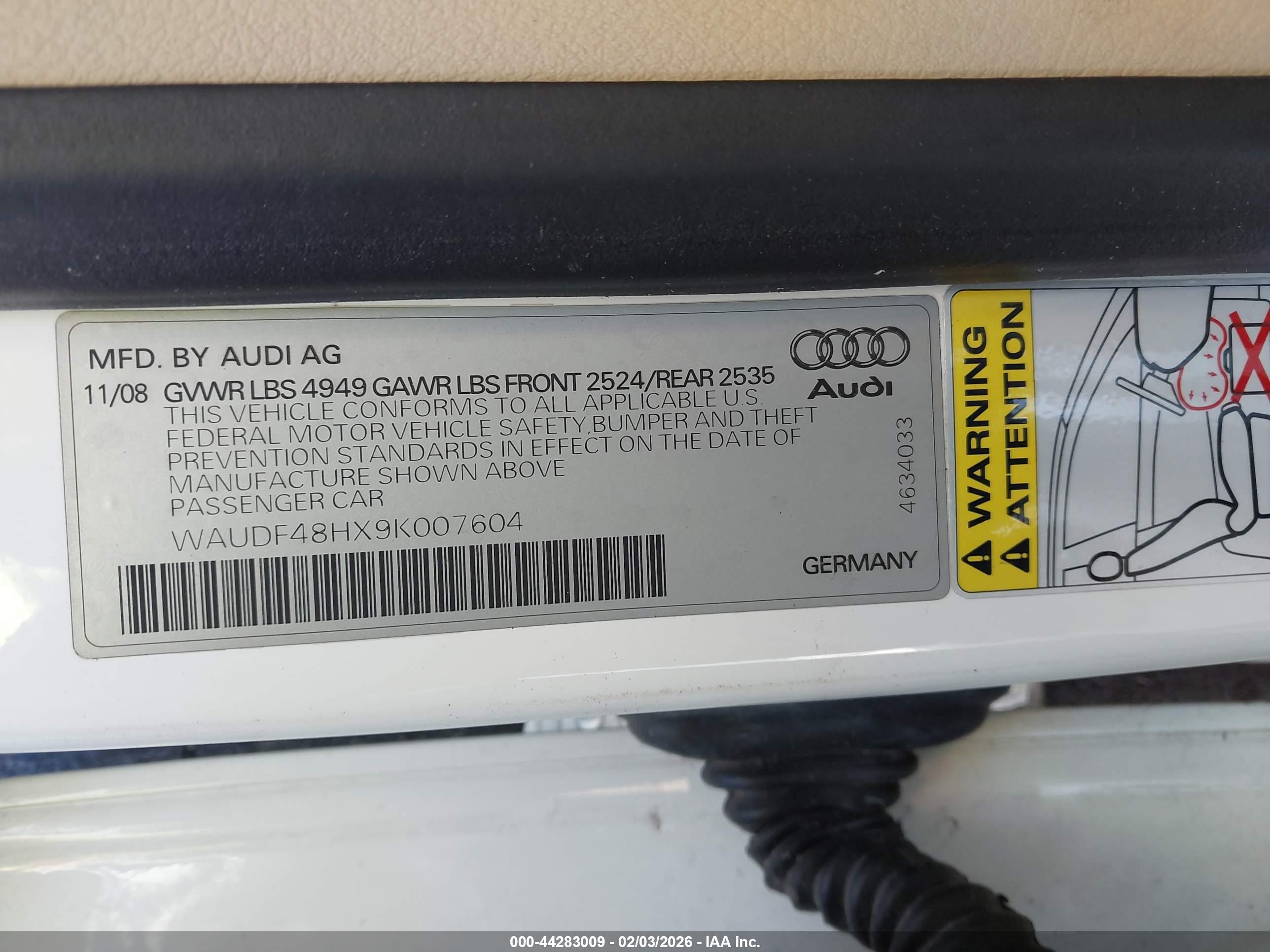 AUDI A4 image 9