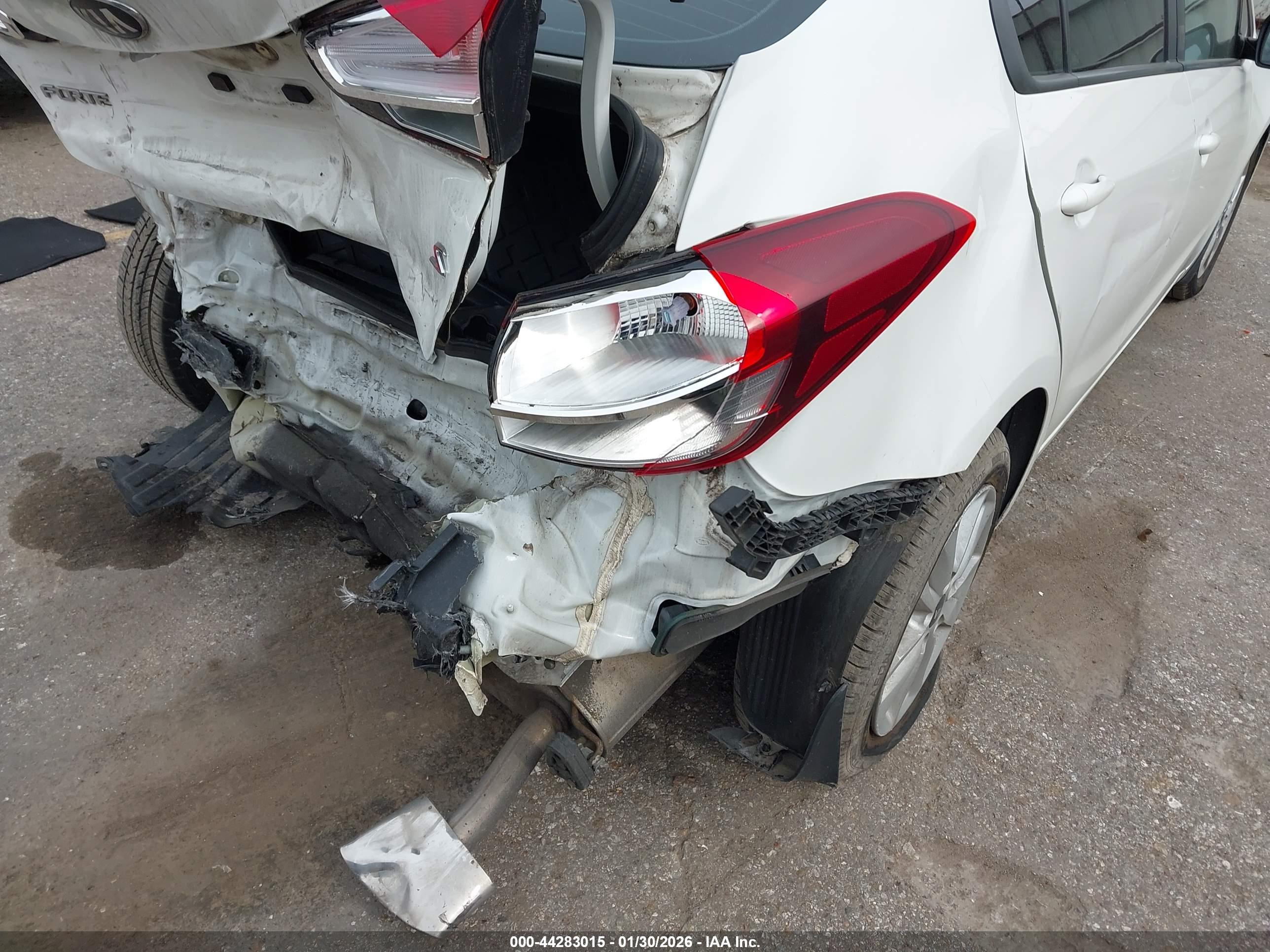KIA FORTE image 6