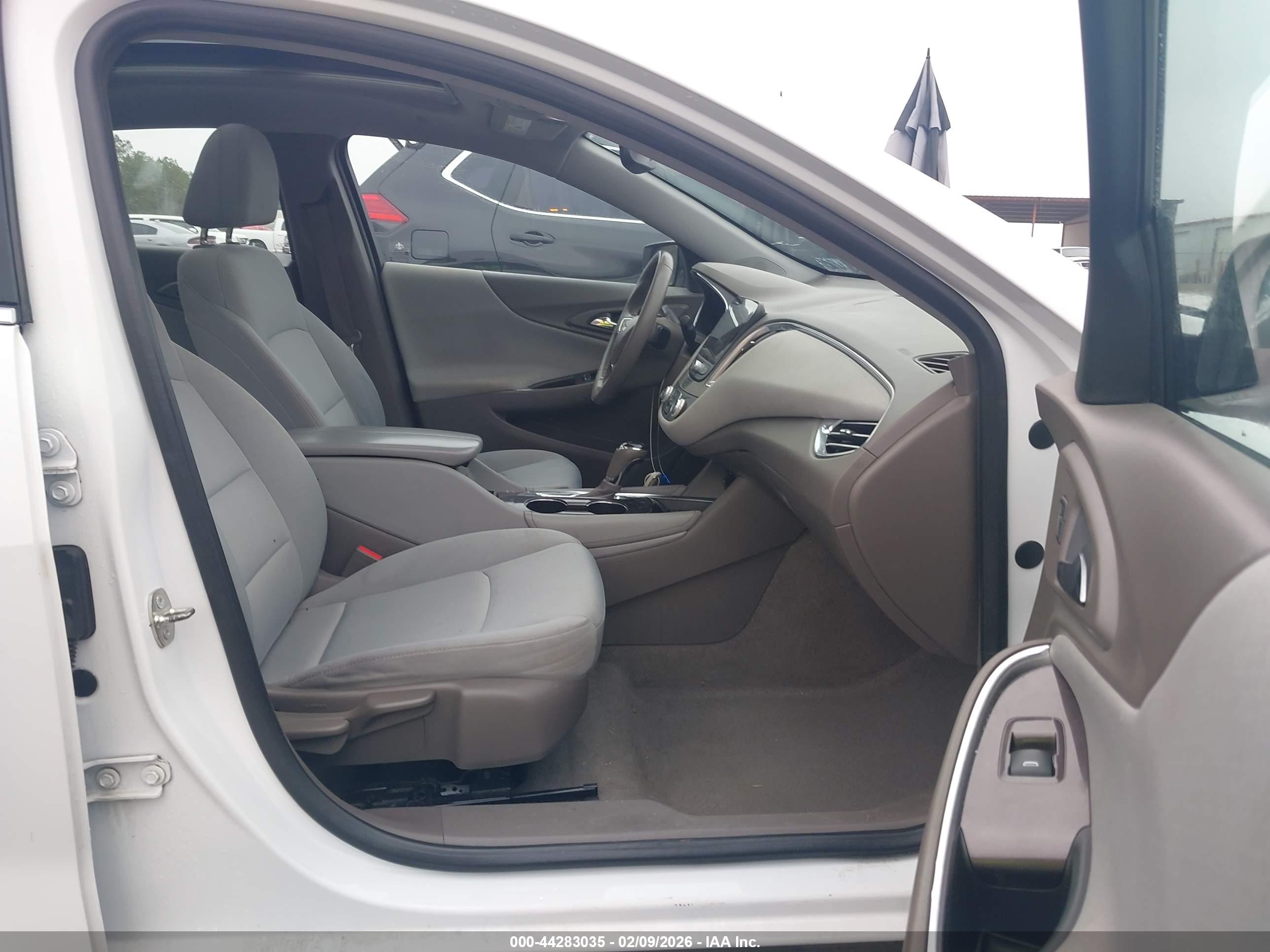 CHEVROLET MALIBU image 5