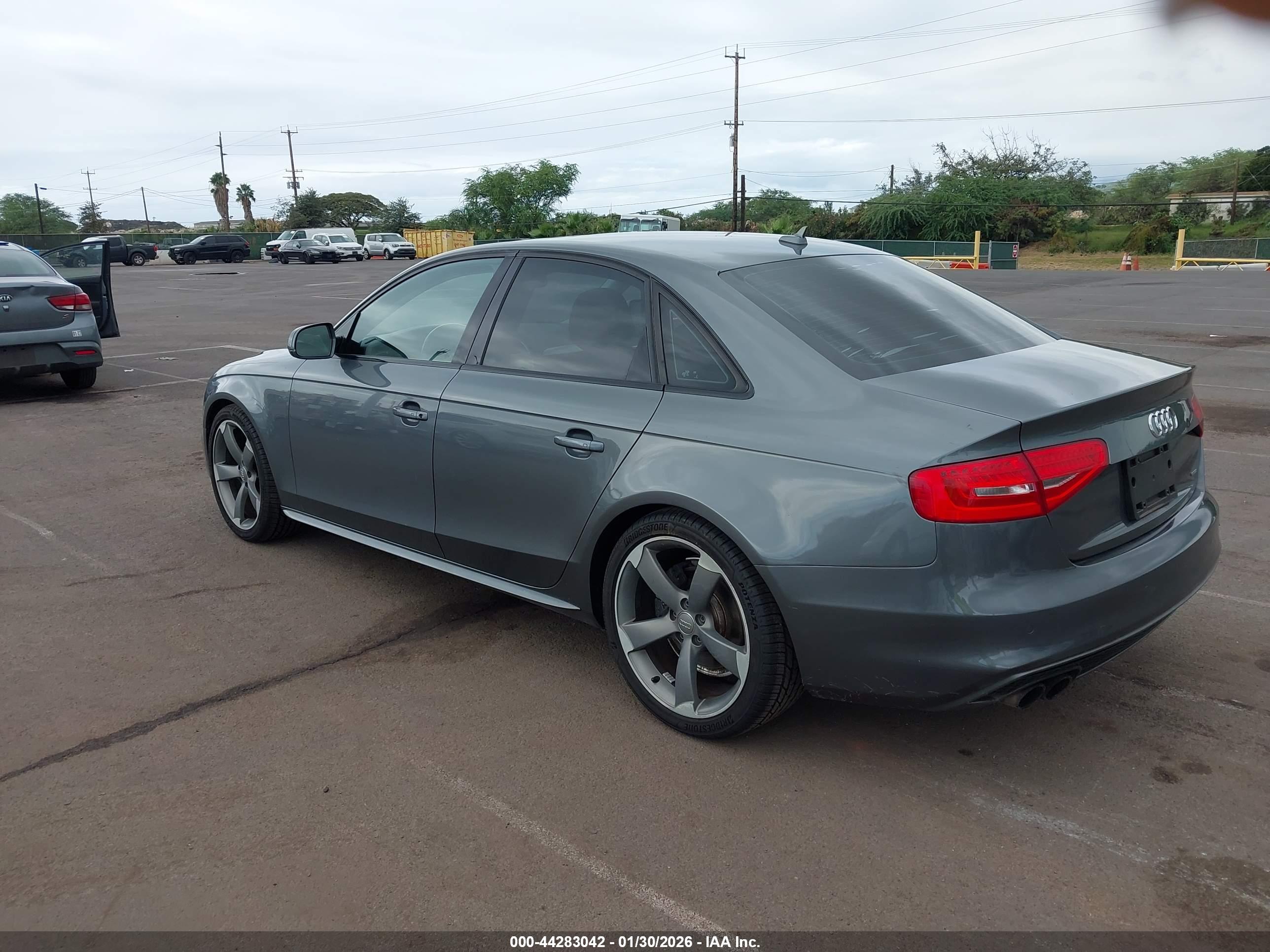 AUDI A4 image 3