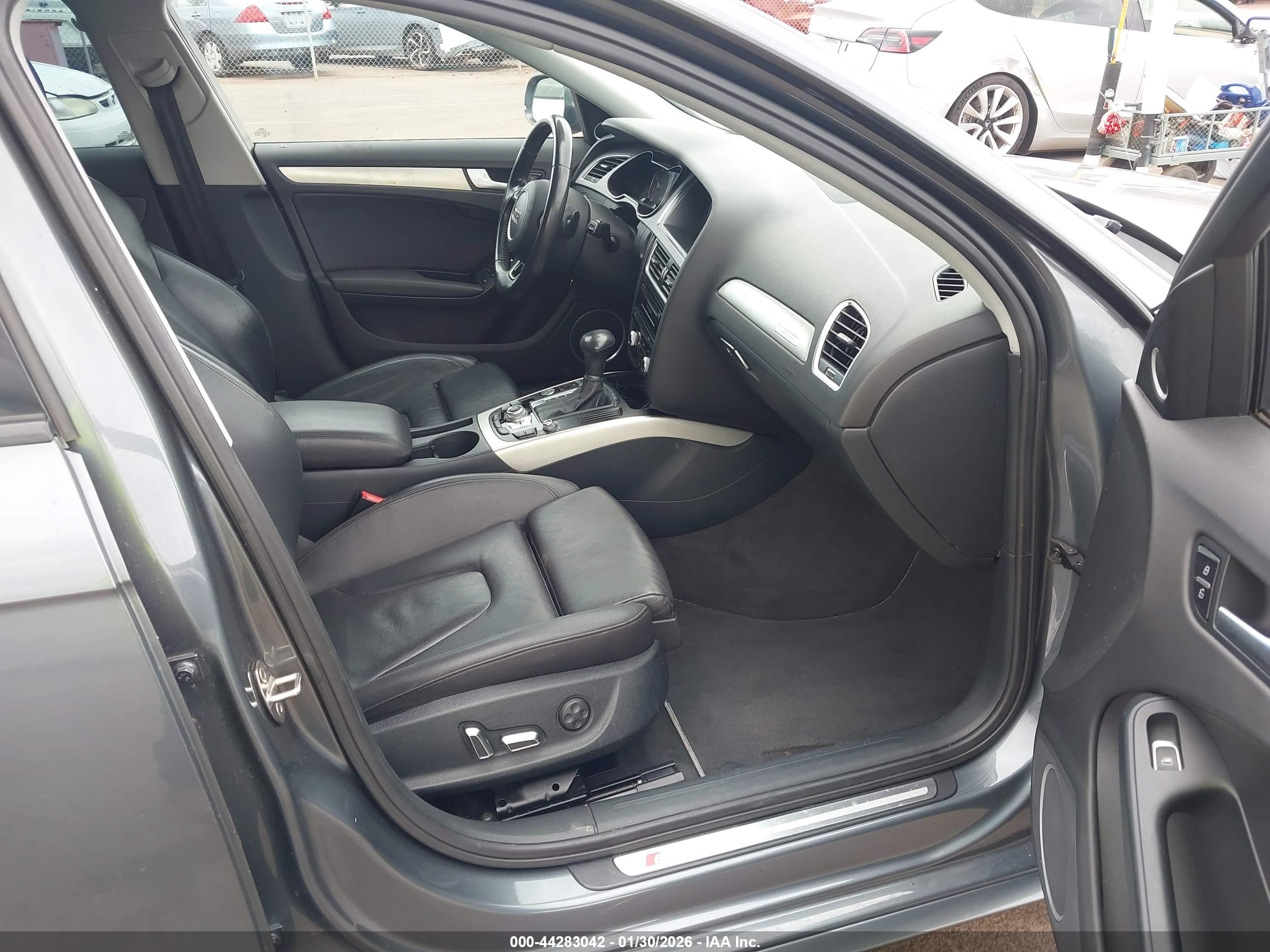 AUDI A4 image 5