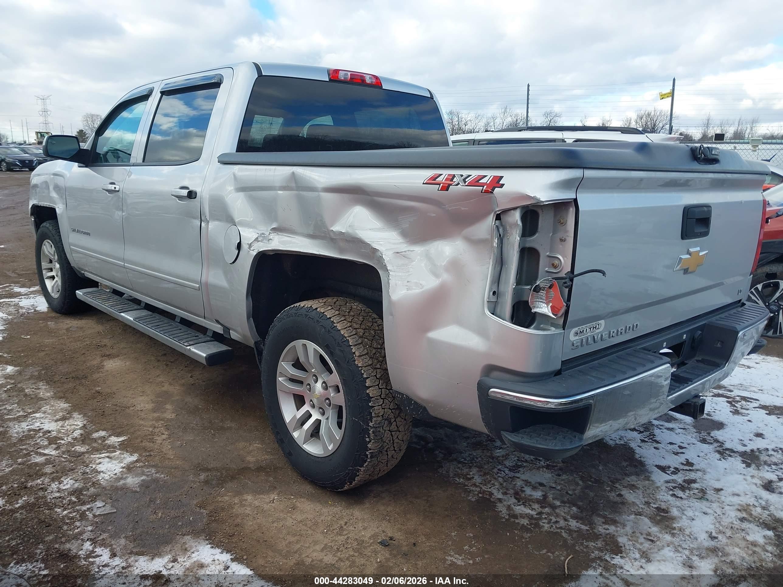 CHEVROLET SILVERADO image 3