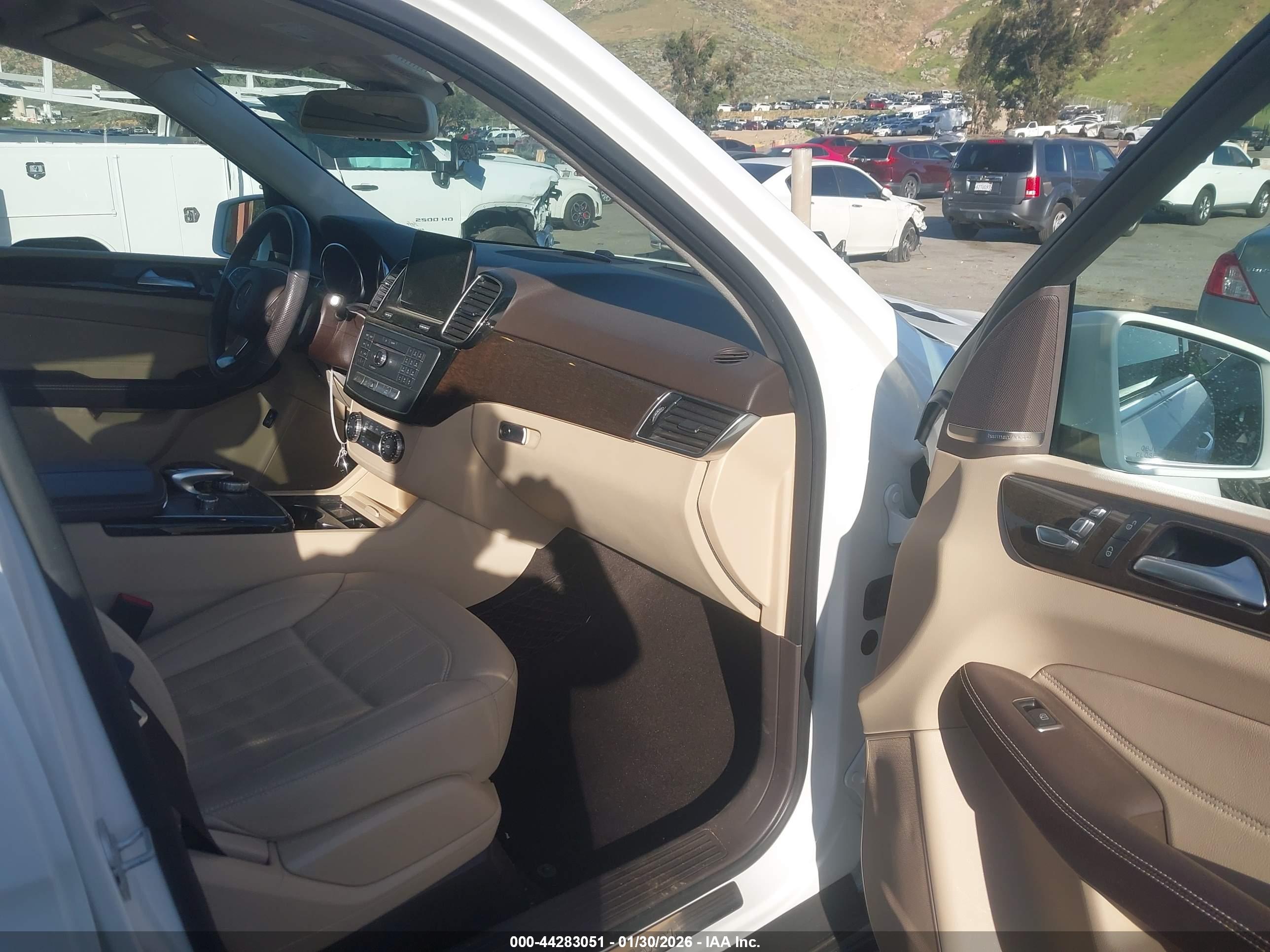 MERCEDES-BENZ GLE image 5