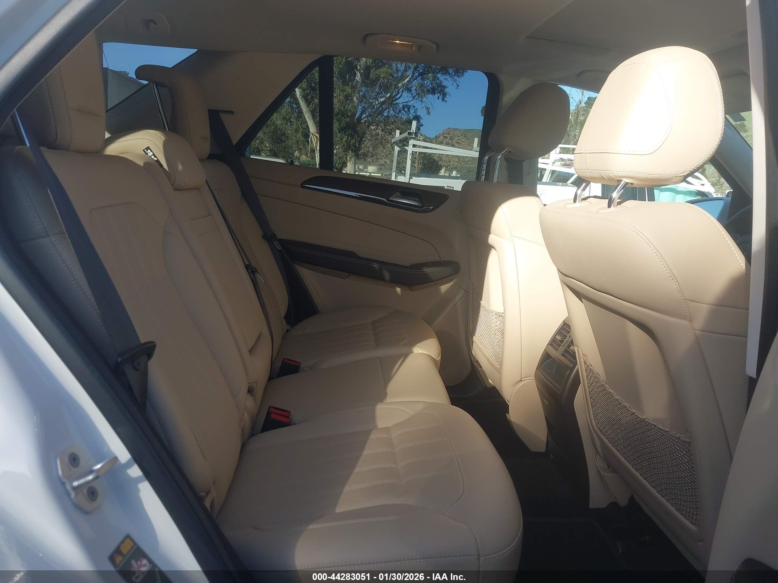 MERCEDES-BENZ GLE image 8