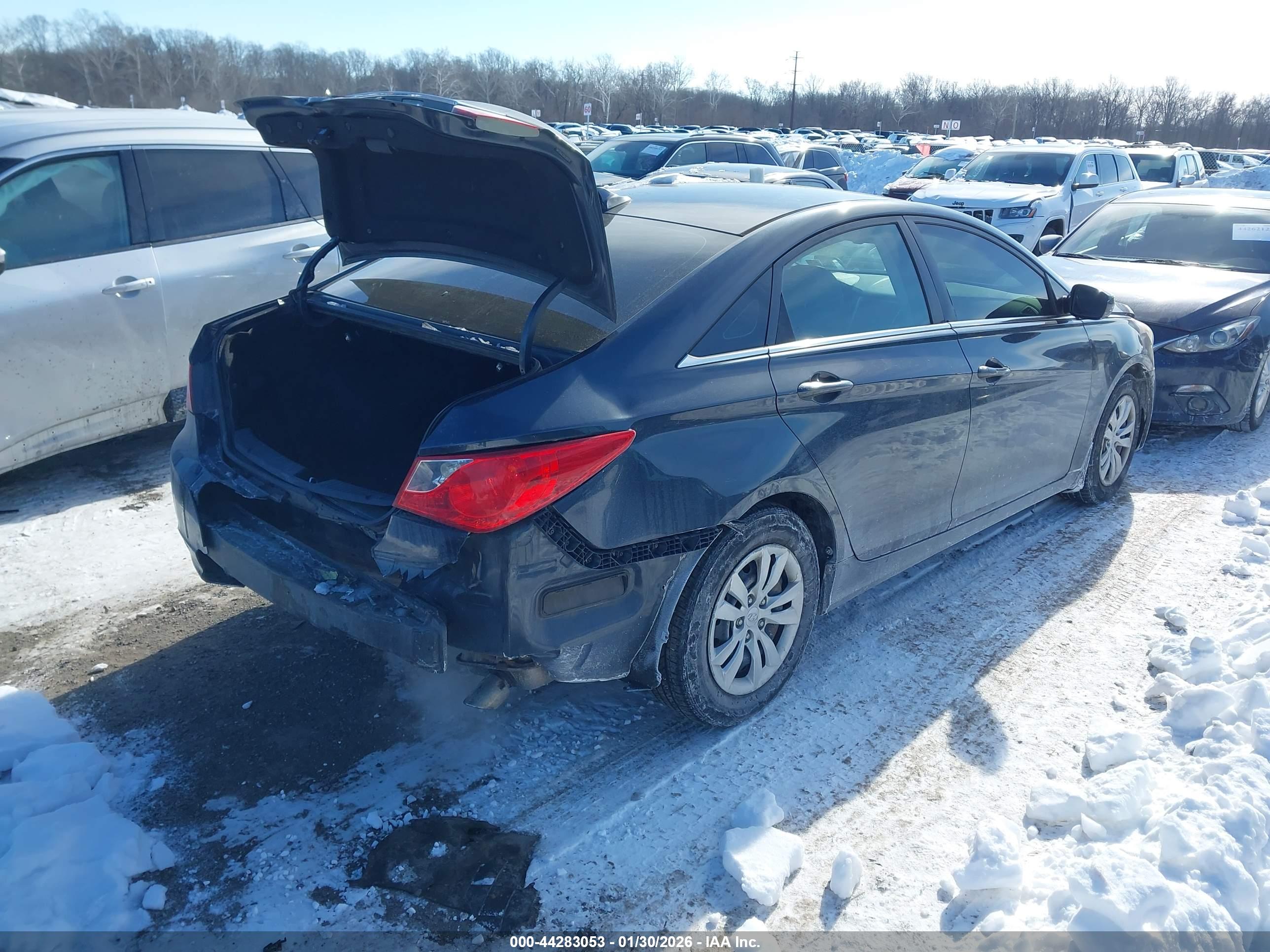 HYUNDAI SONATA image 4