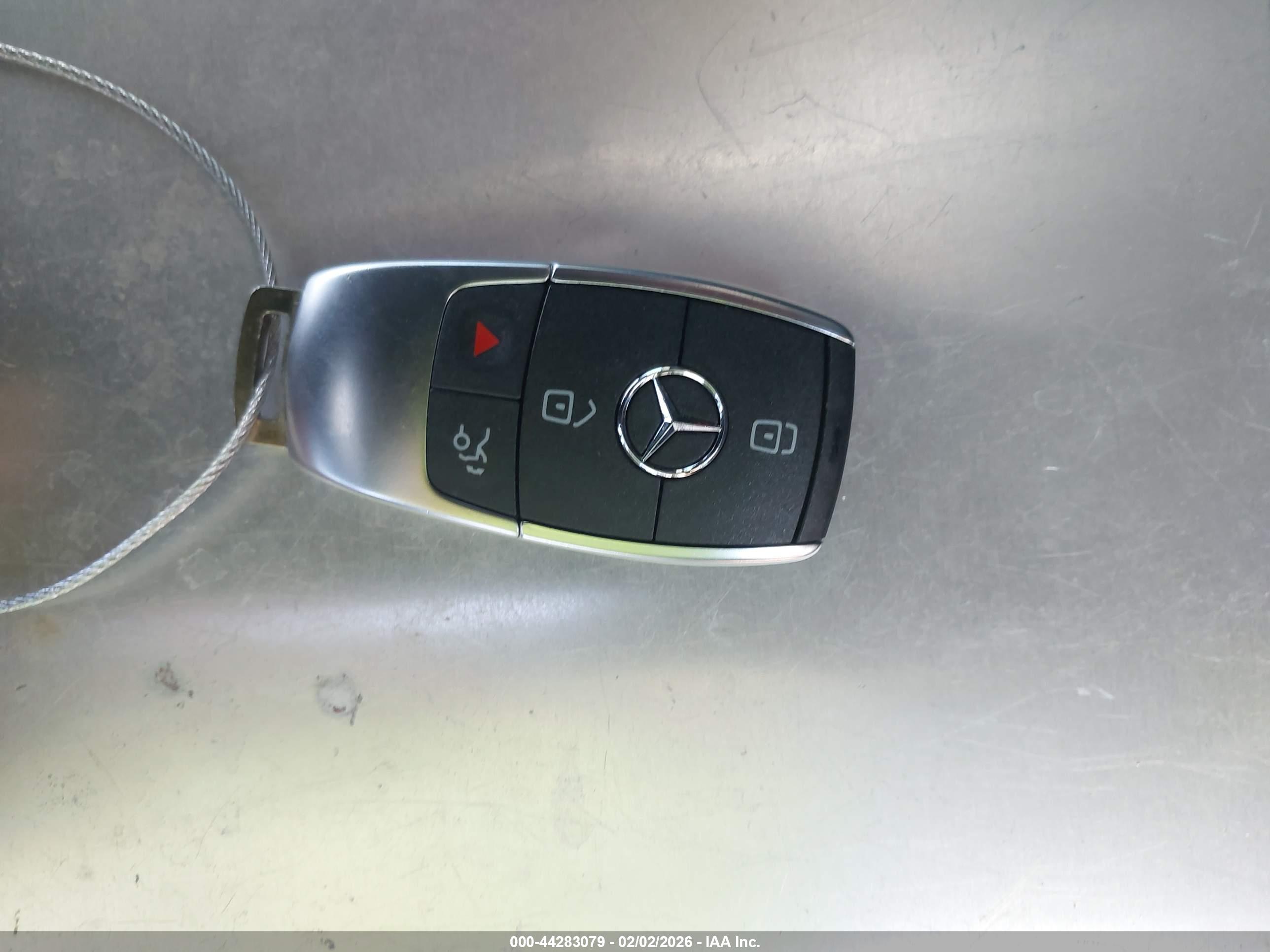 MERCEDES-BENZ A image 11