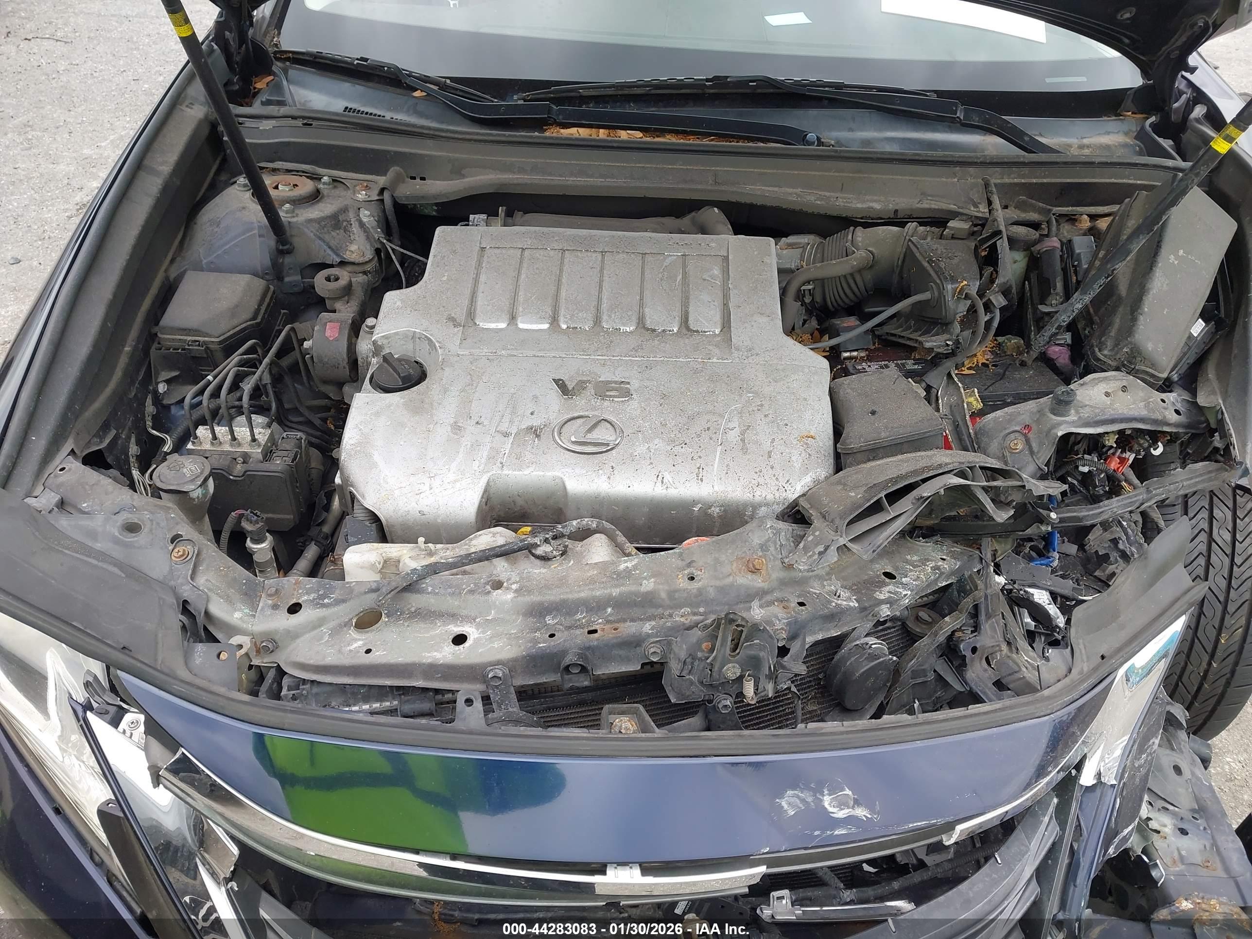 LEXUS ES image 10