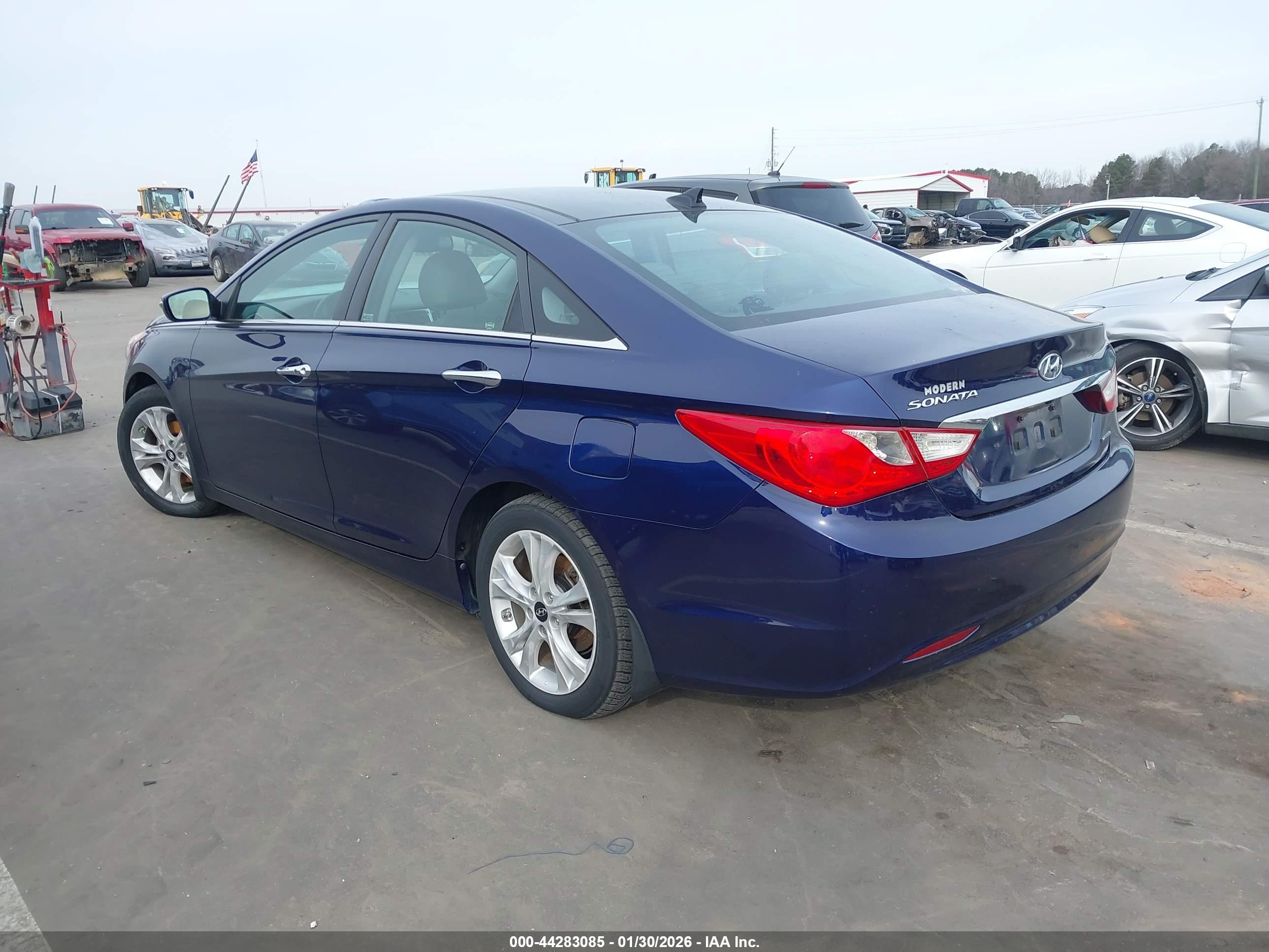 HYUNDAI SONATA image 3