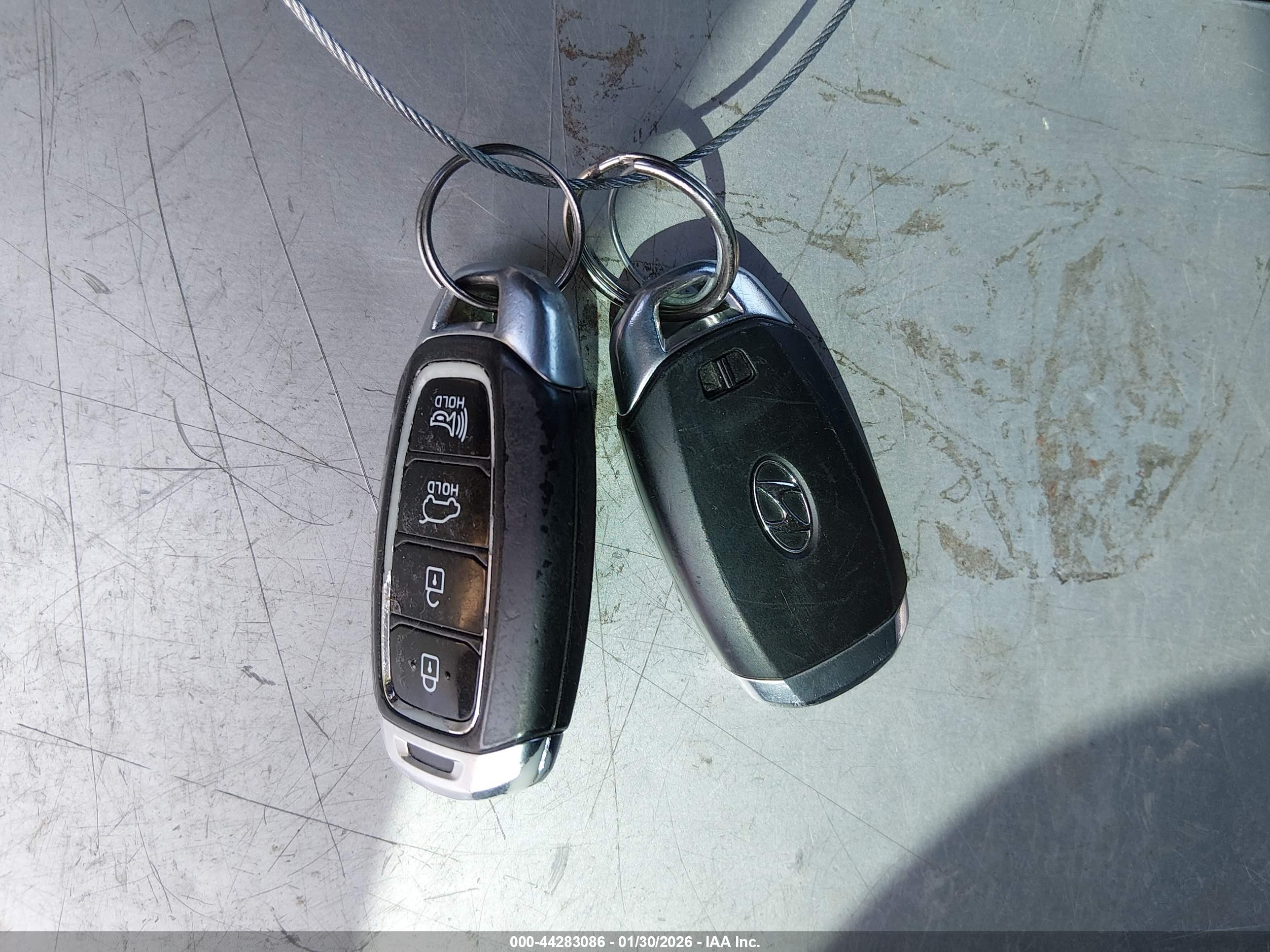 HYUNDAI ELANTRA image 11