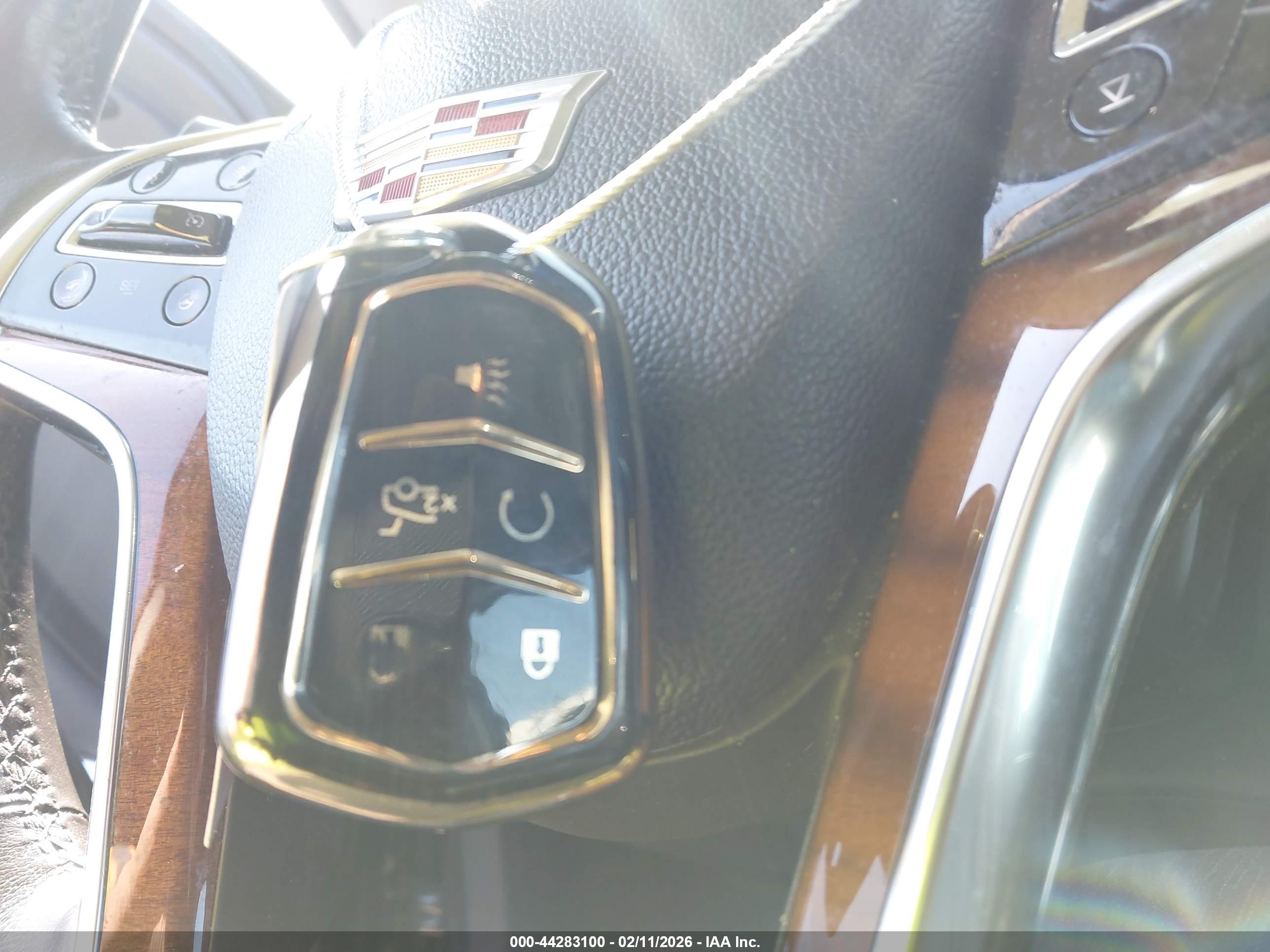 CADILLAC ESCALADE image 11