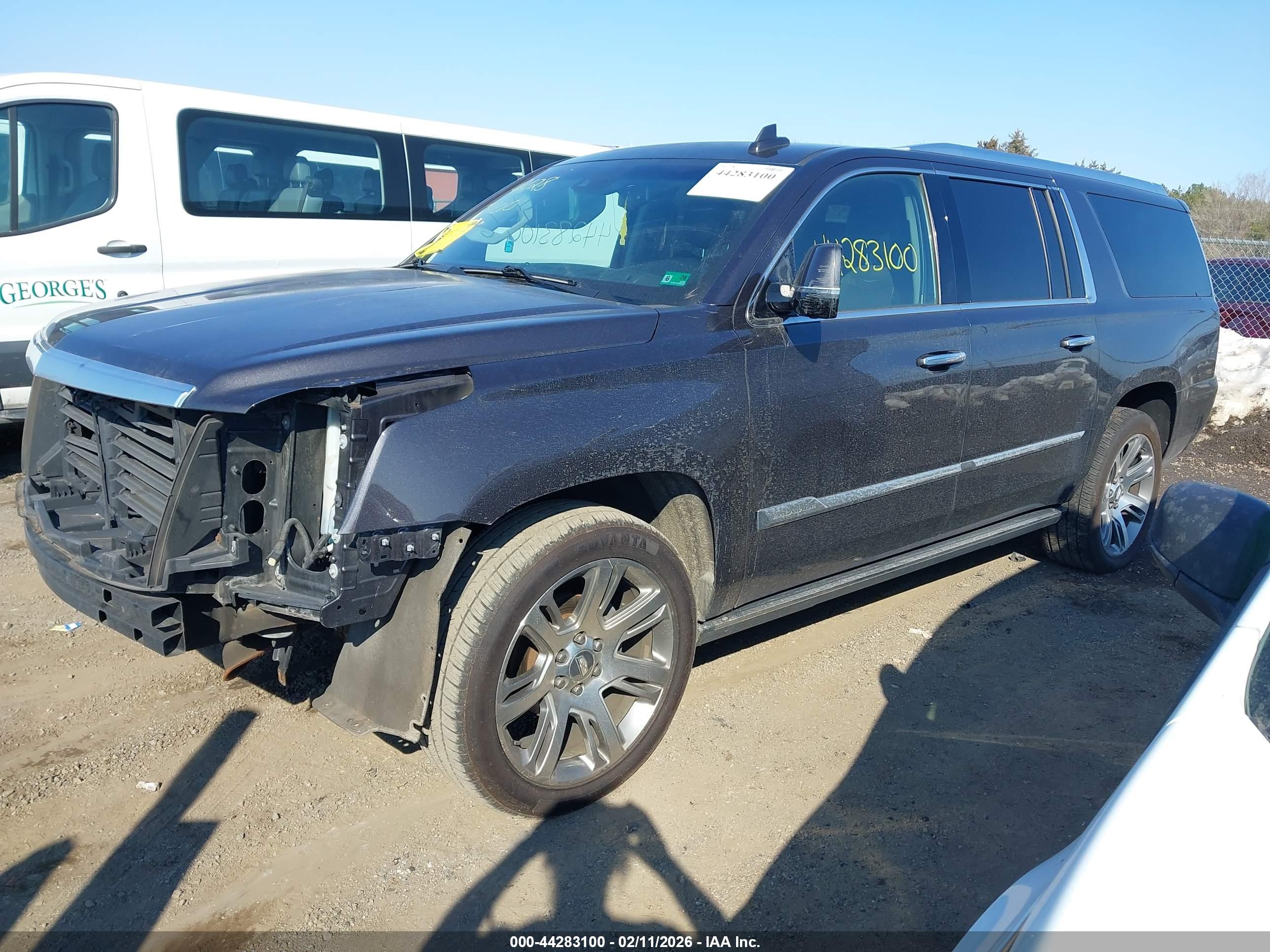 CADILLAC ESCALADE image 2