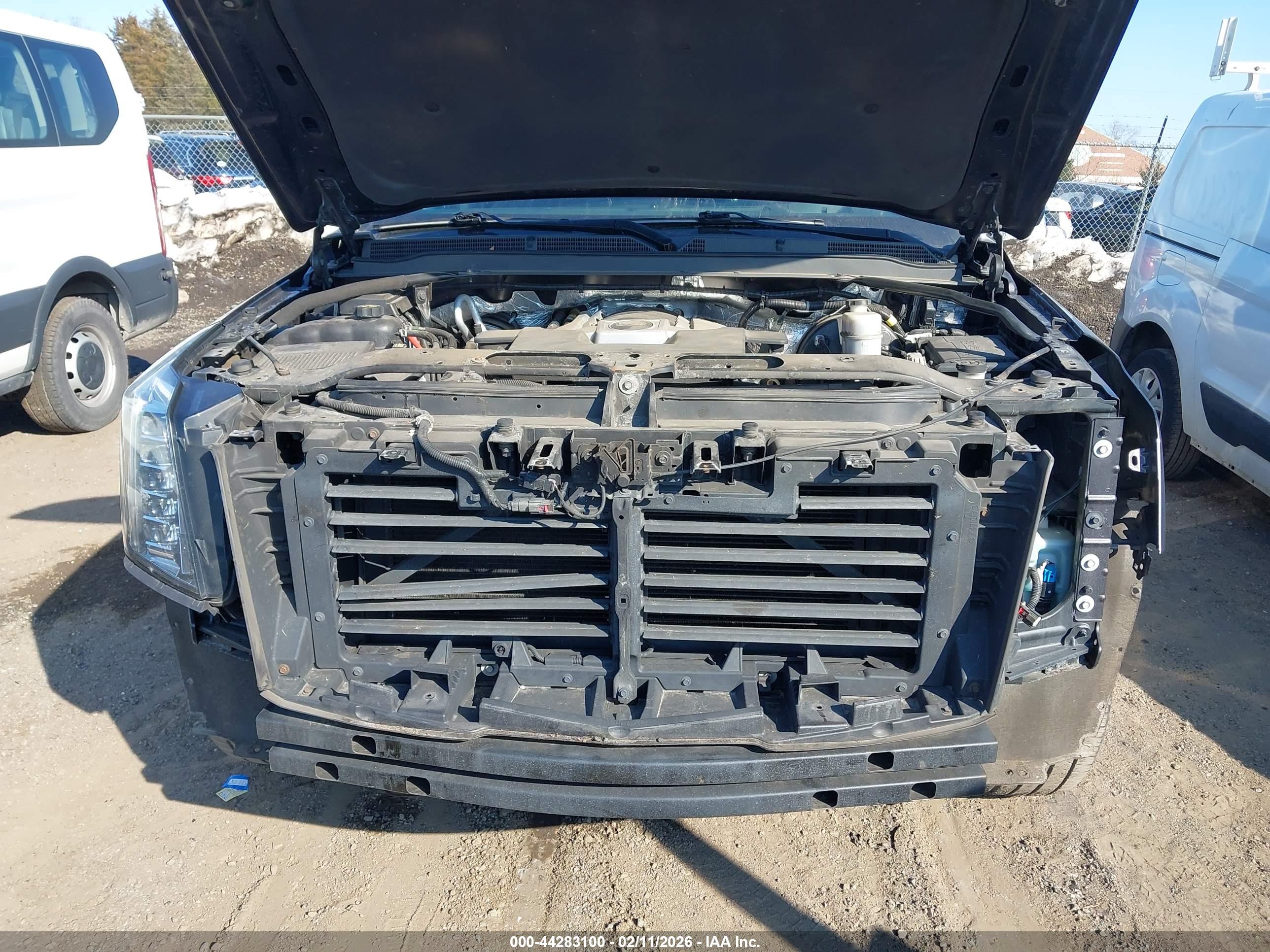 CADILLAC ESCALADE image 6