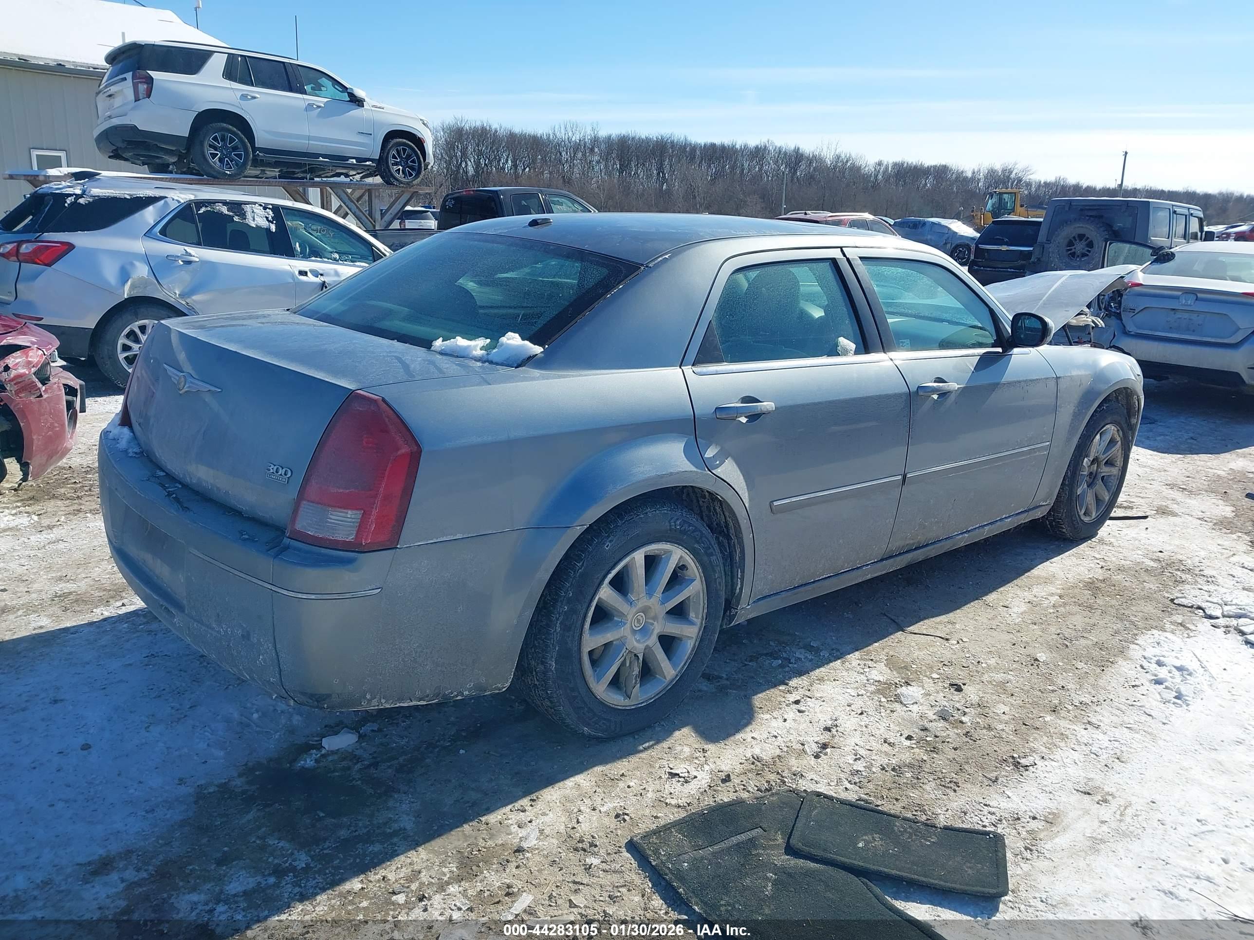 CHRYSLER 300 image 4