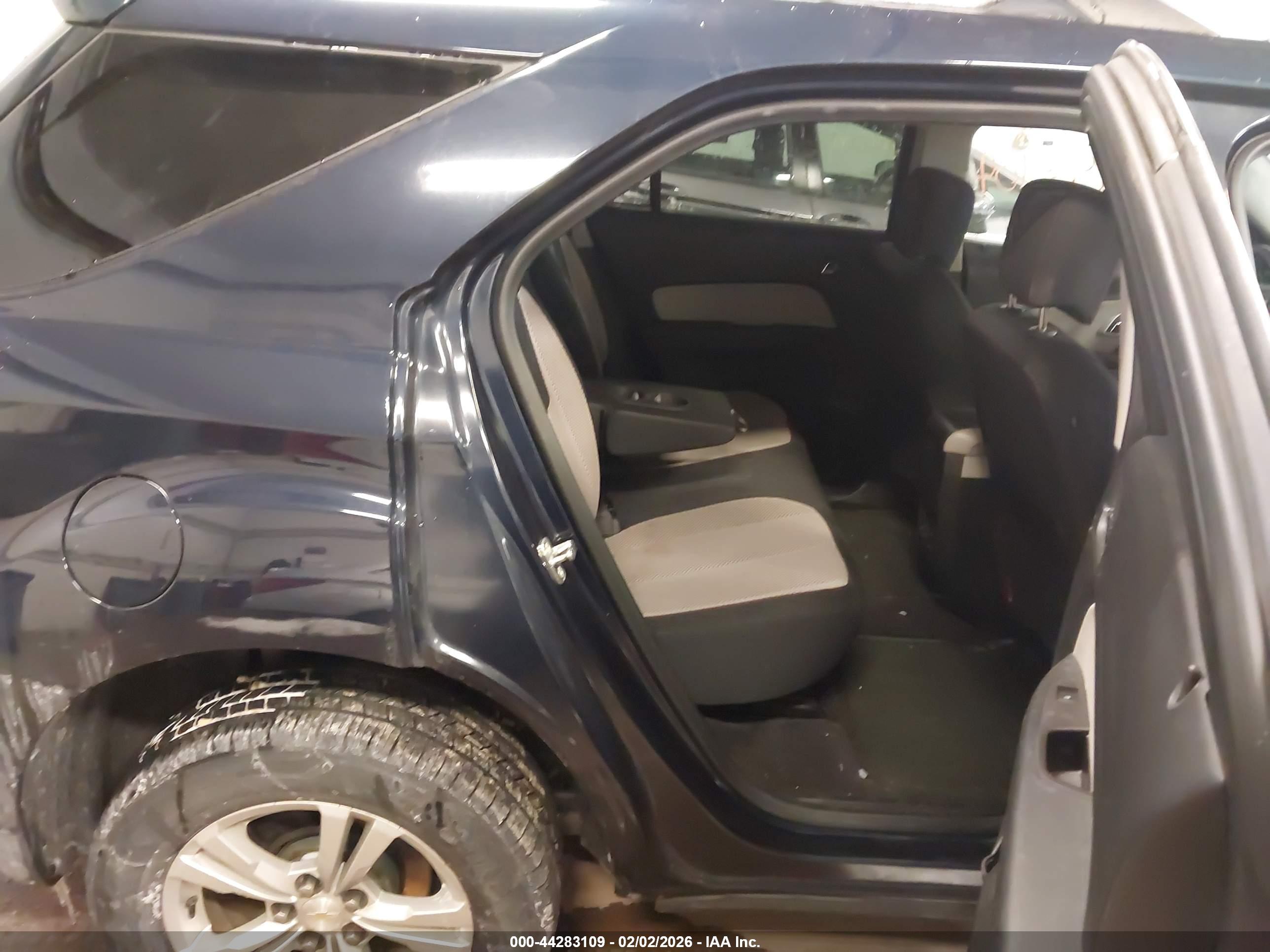 CHEVROLET EQUINOX image 8