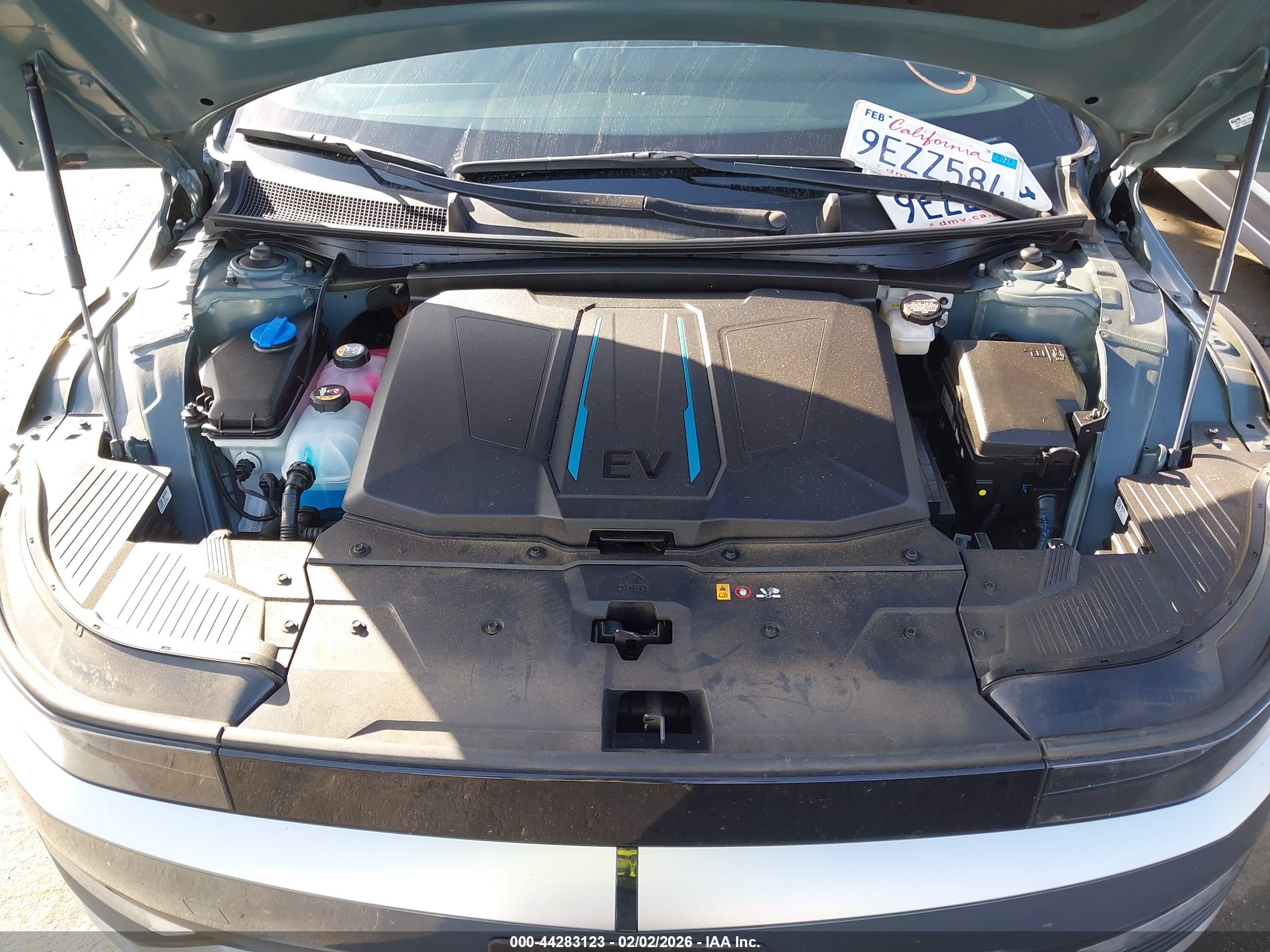 HYUNDAI IONIQ image 10