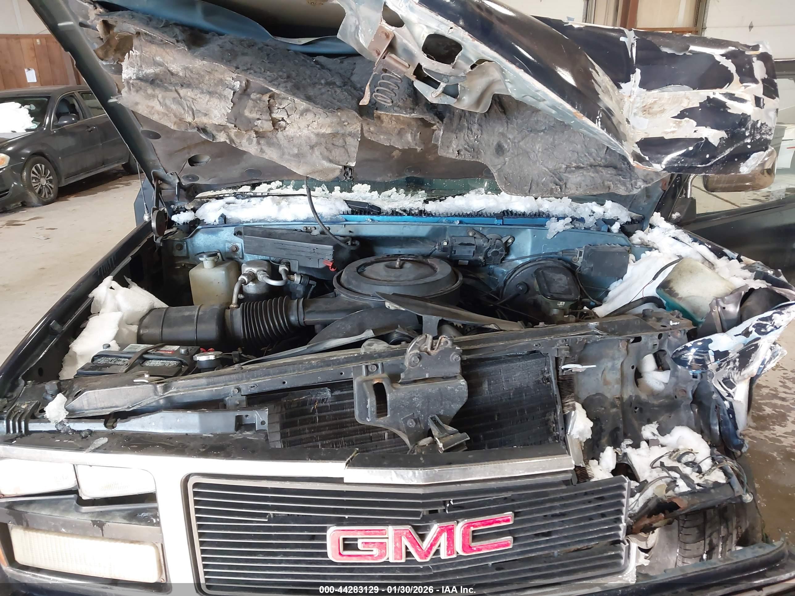 GMC GMT-400 image 10